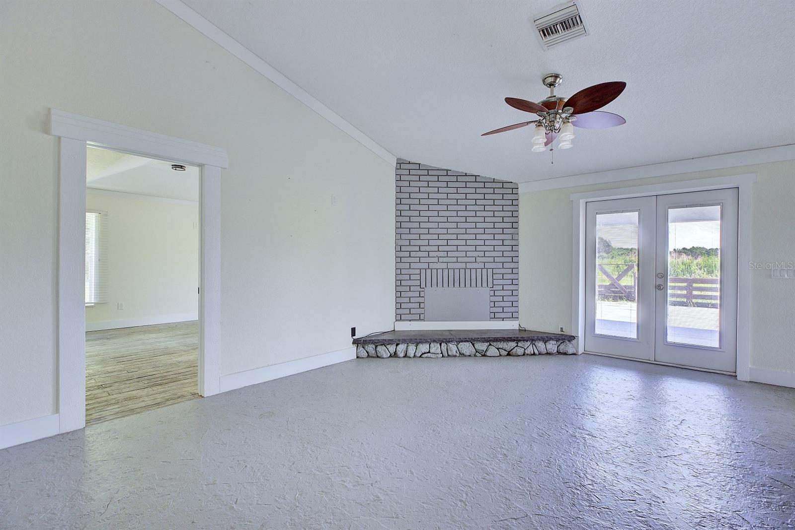 PLACID LAKES SEC 11 REP - Residential