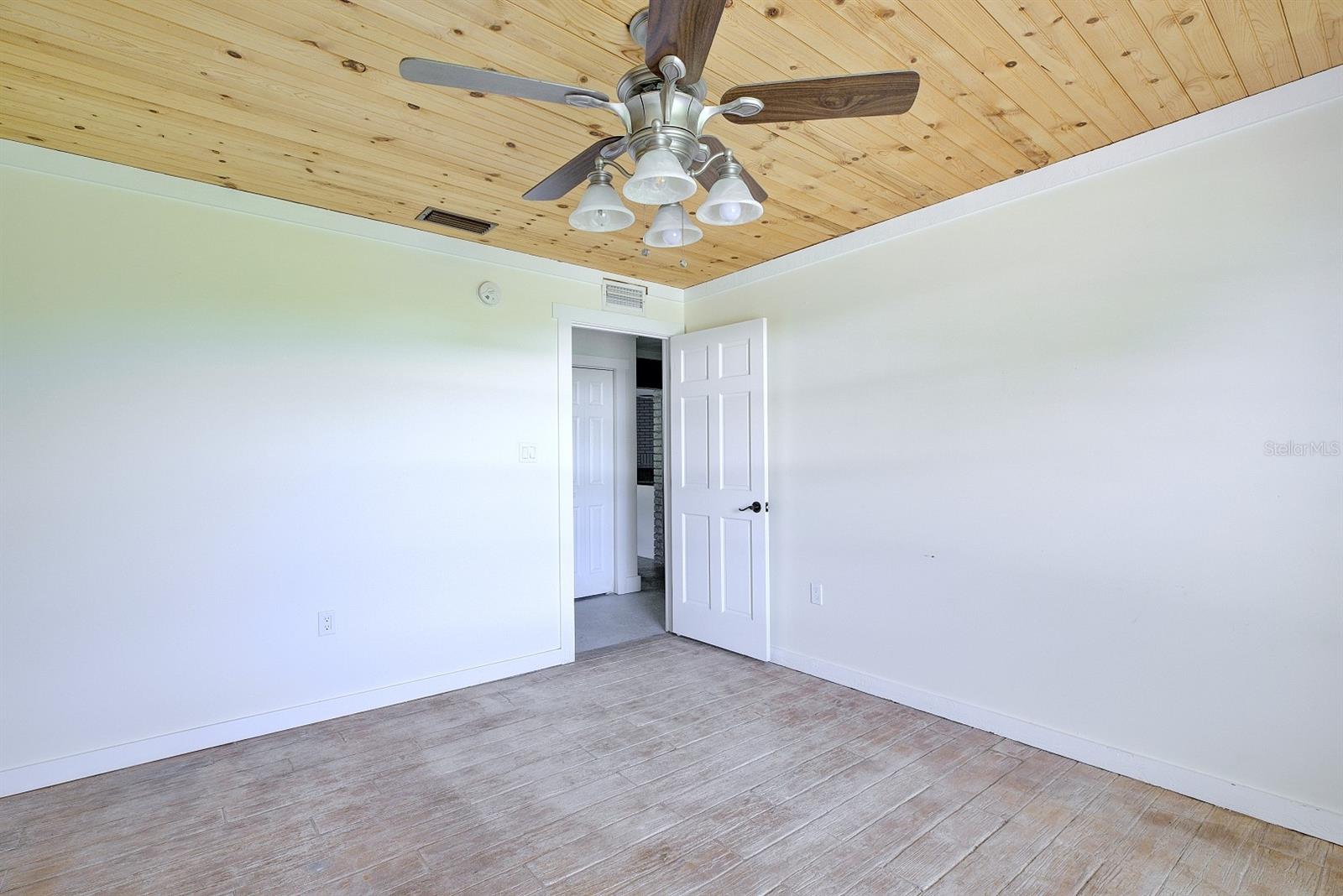 PLACID LAKES SEC 11 REP - Residential