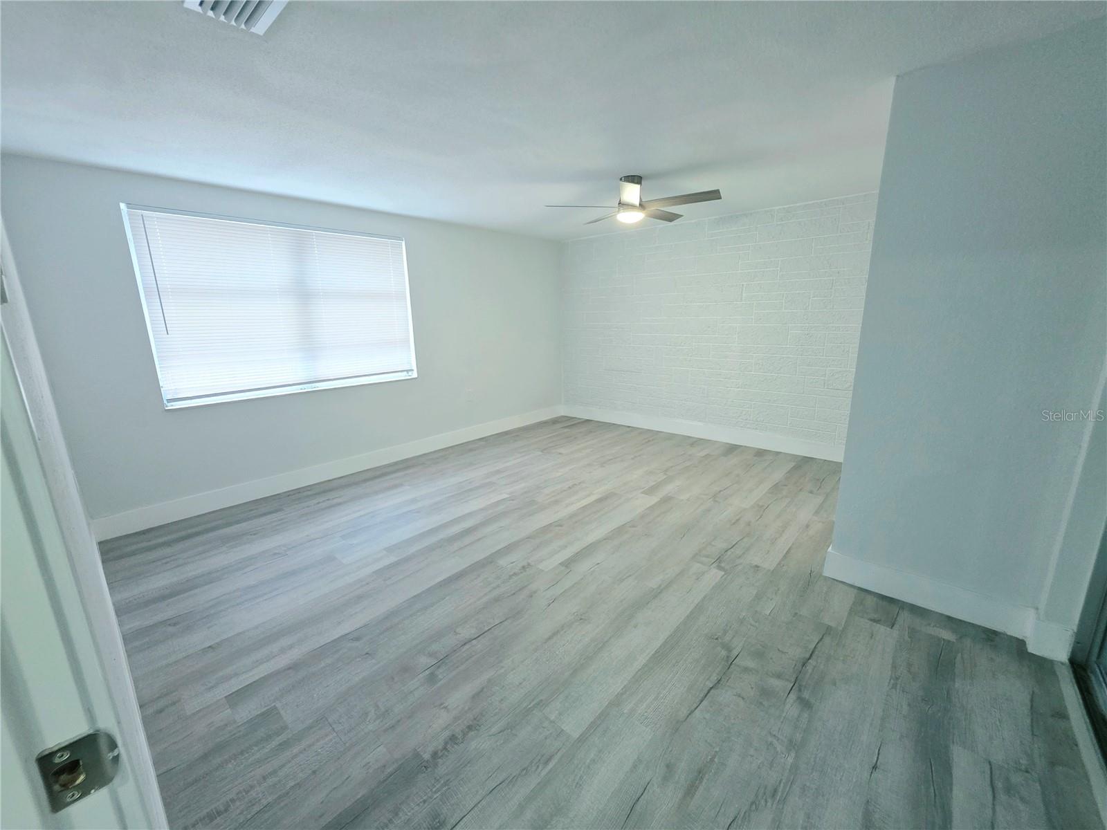 REGENCY PARK - Residential