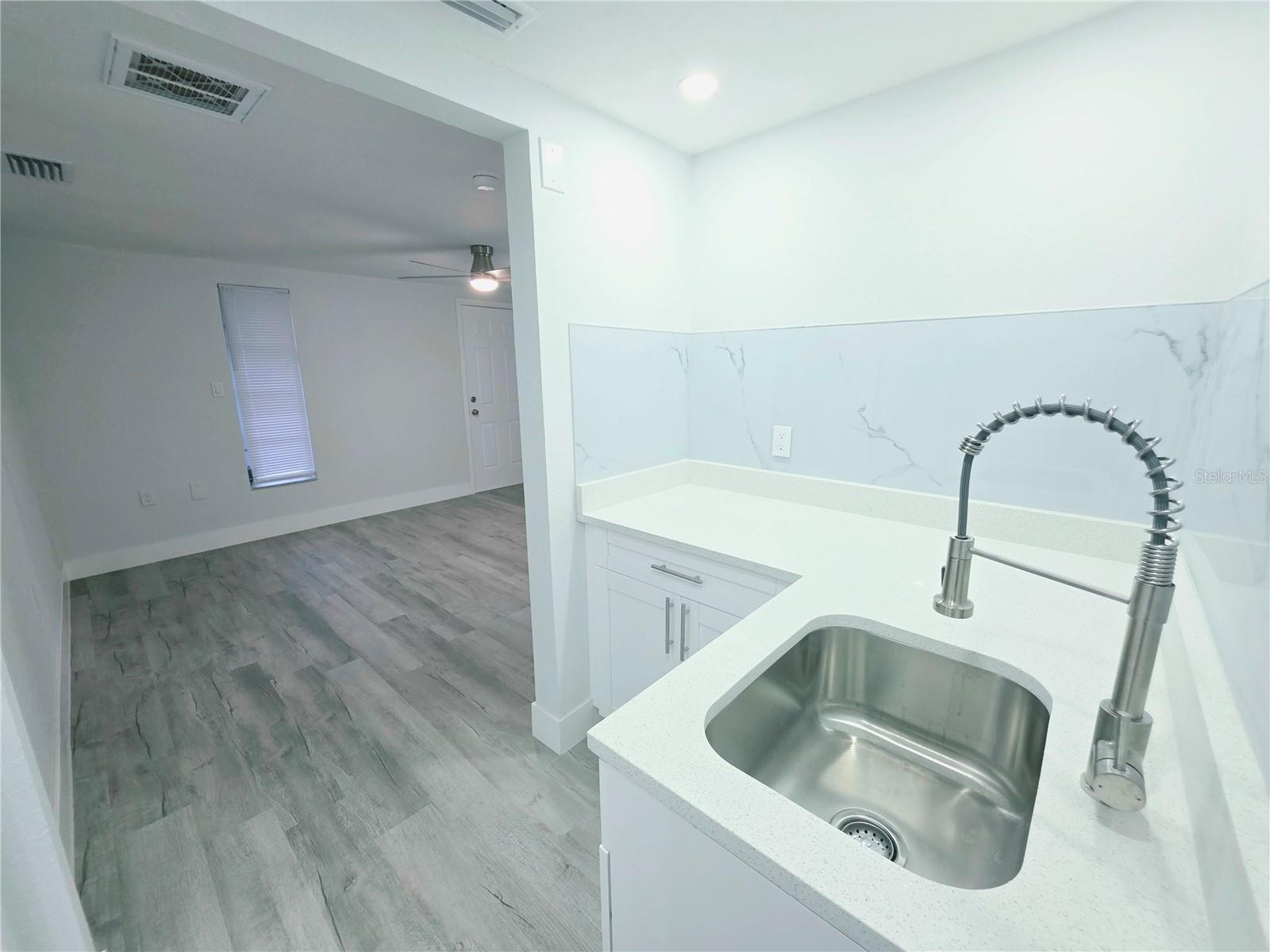REGENCY PARK - Residential