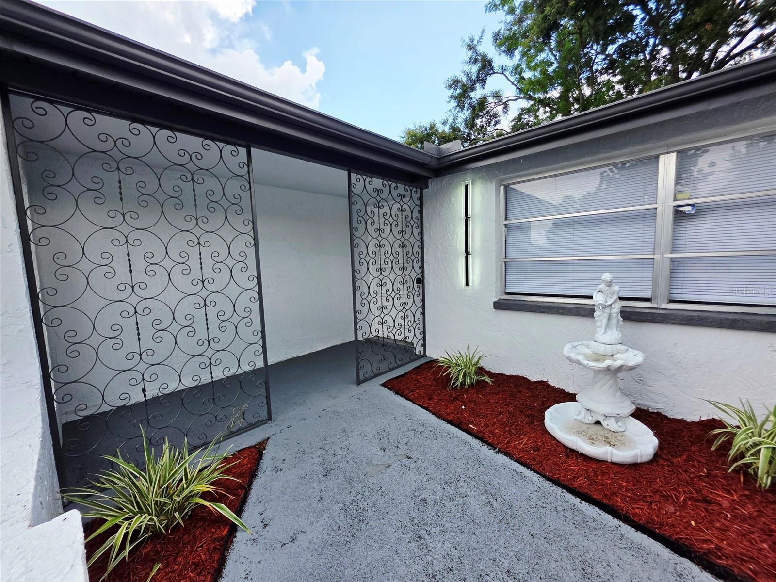 REGENCY PARK - Residential
