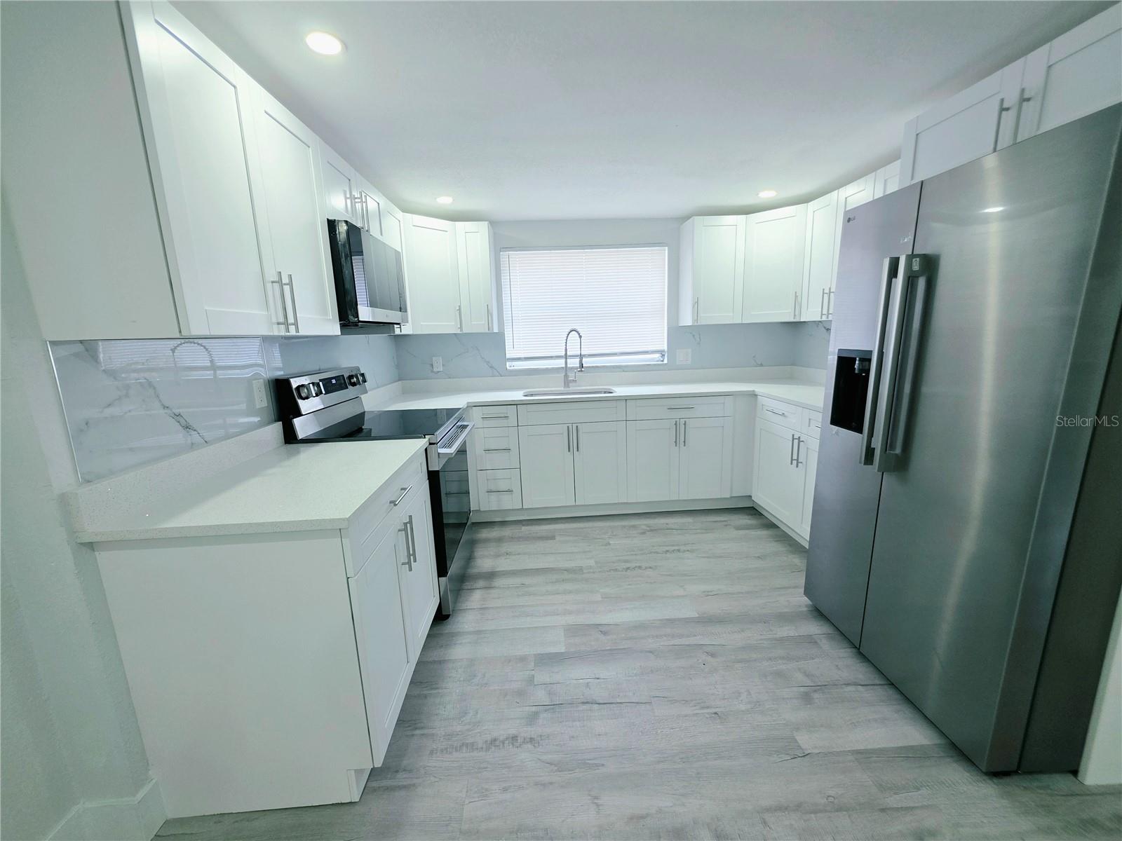 REGENCY PARK - Residential