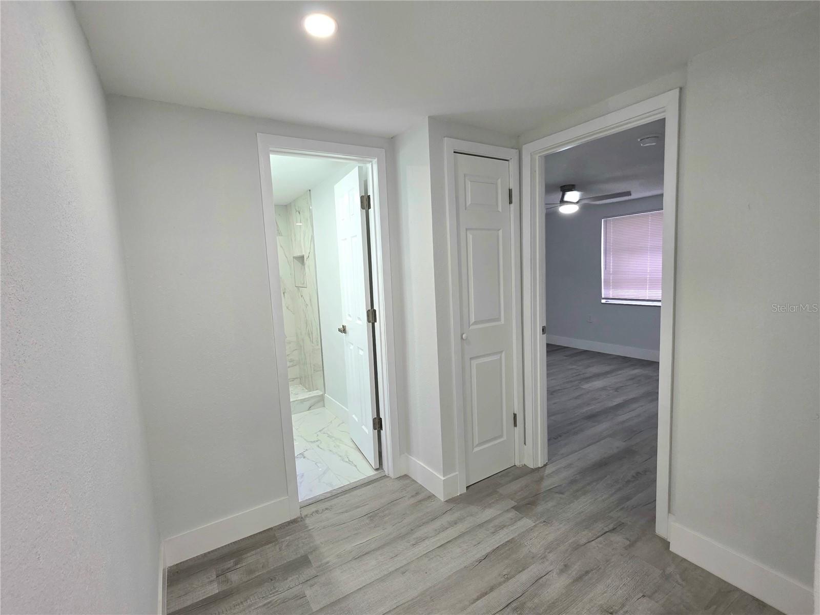 REGENCY PARK - Residential