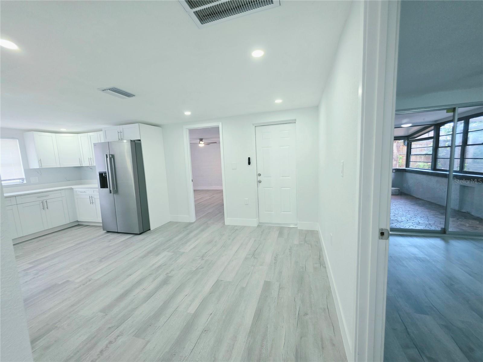 REGENCY PARK - Residential