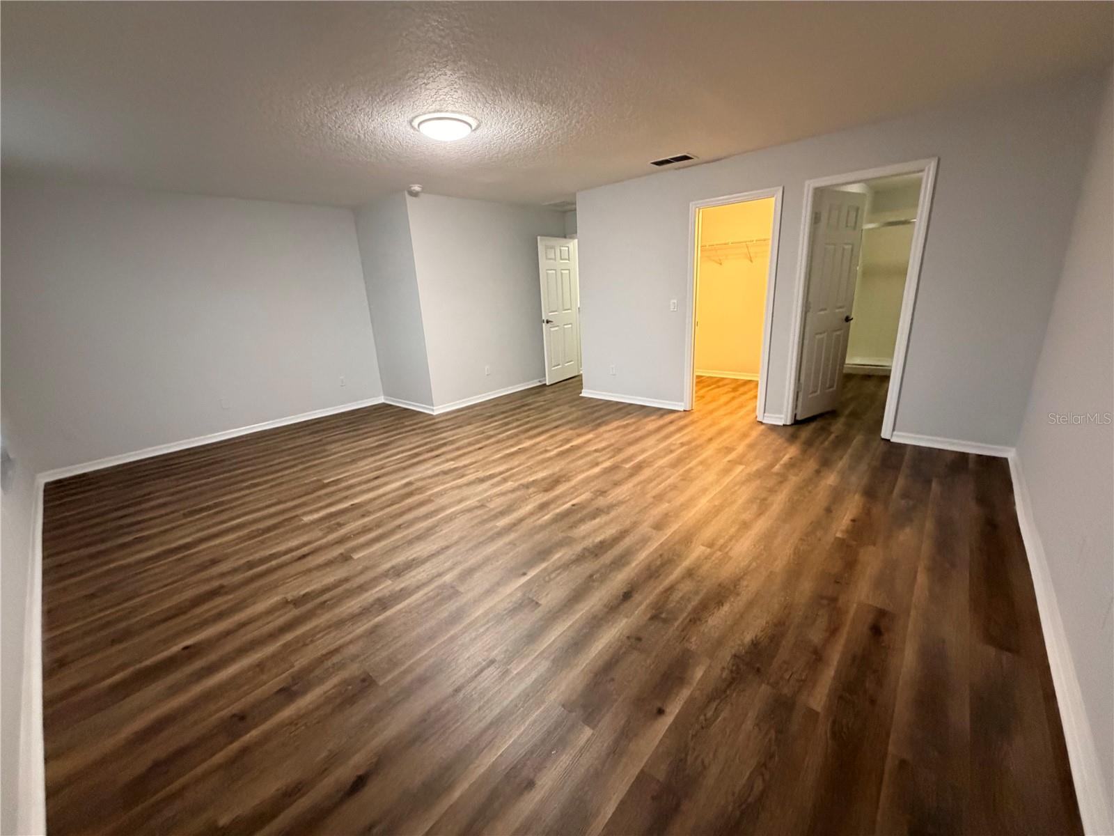 HAWTHORNE GLEN TWNHMS - Residential Lease