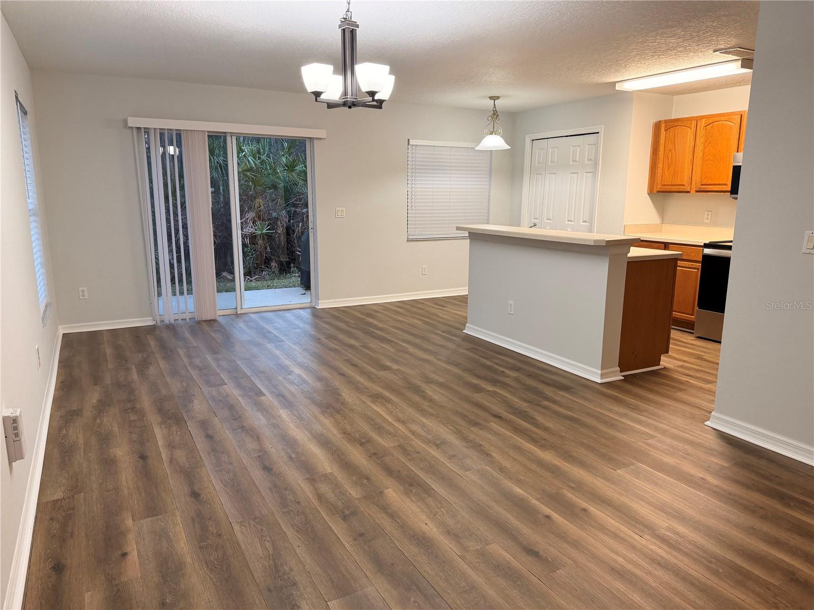 HAWTHORNE GLEN TWNHMS - Residential Lease