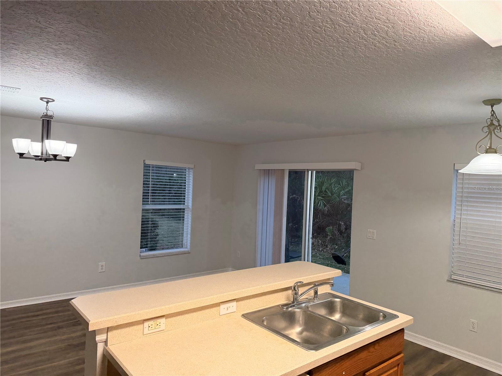 HAWTHORNE GLEN TWNHMS - Residential Lease