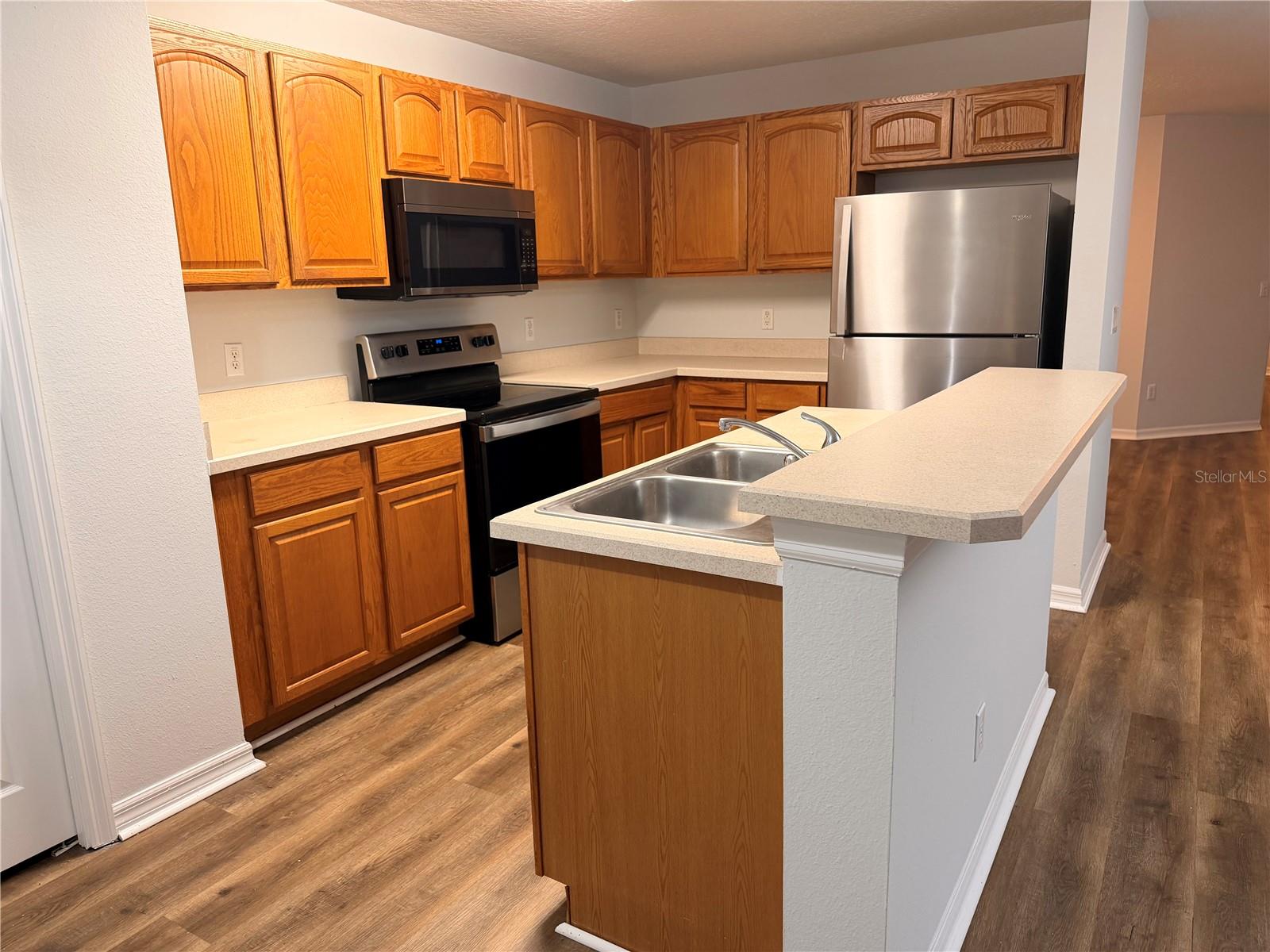 HAWTHORNE GLEN TWNHMS - Residential Lease