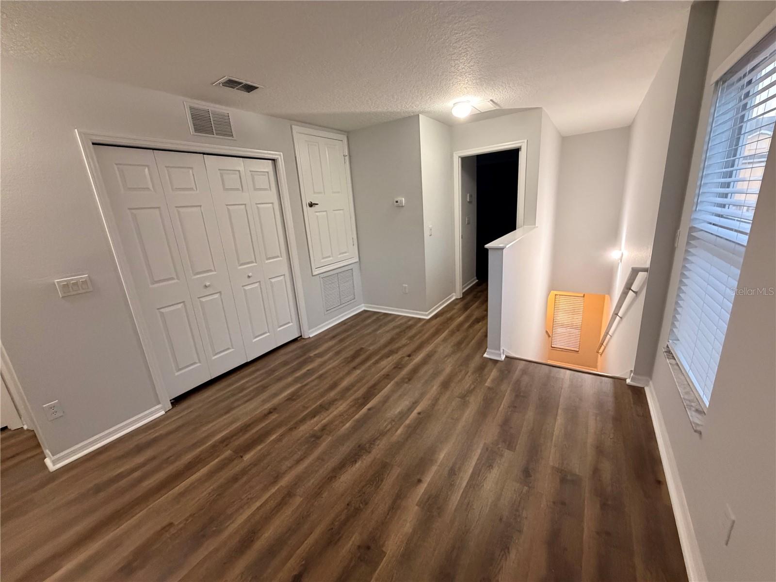 HAWTHORNE GLEN TWNHMS - Residential Lease