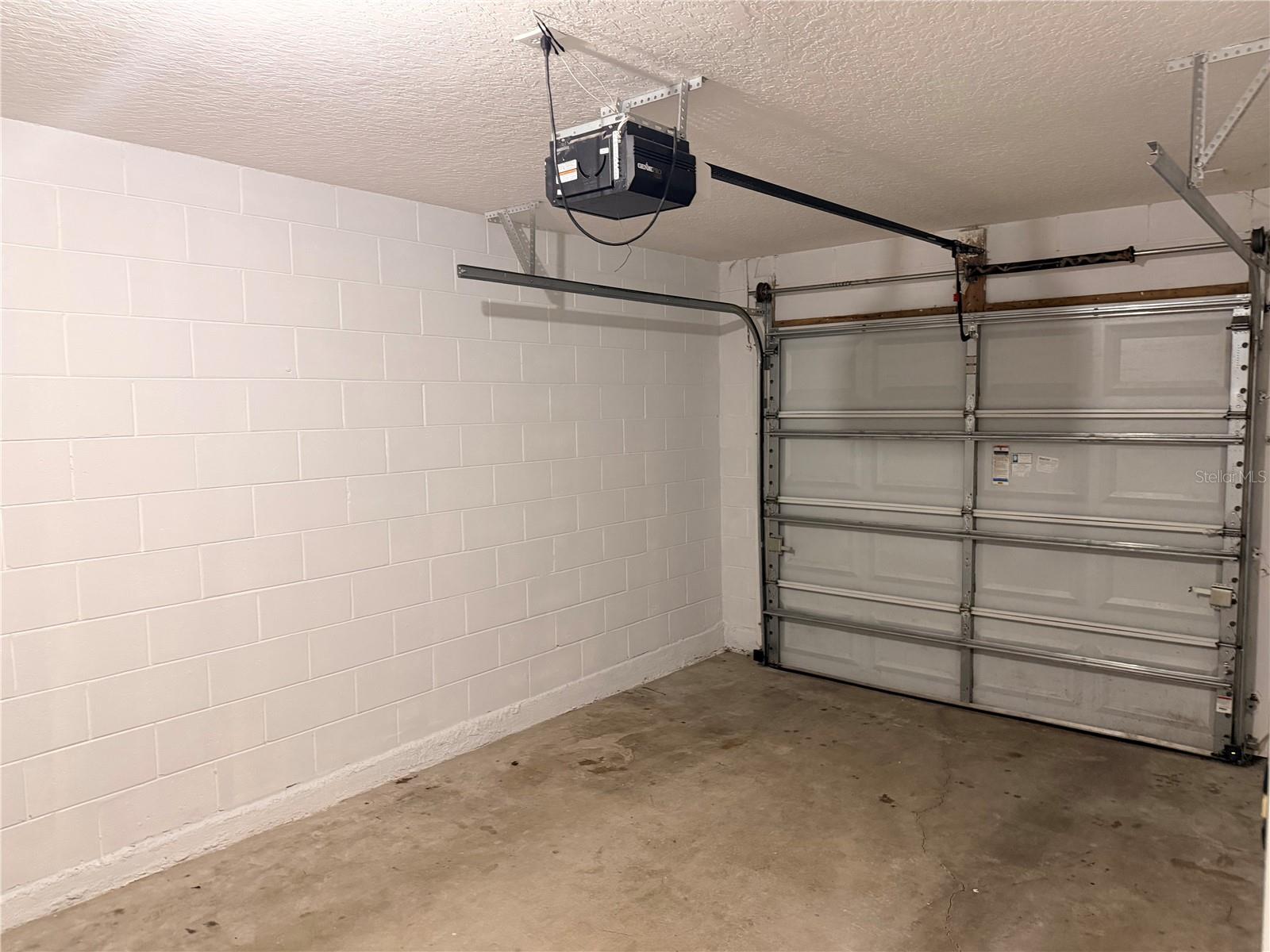 HAWTHORNE GLEN TWNHMS - Residential Lease