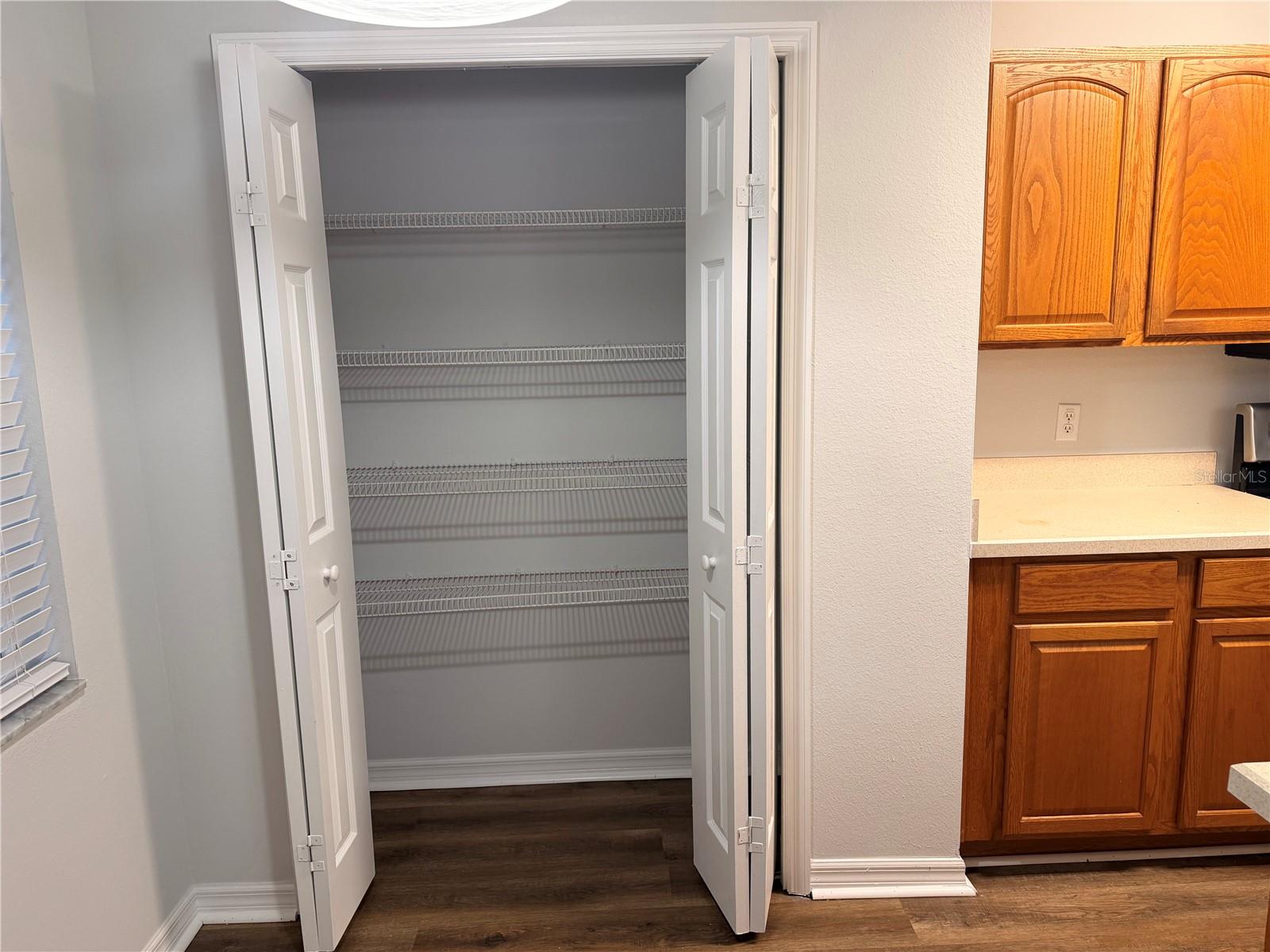 HAWTHORNE GLEN TWNHMS - Residential Lease