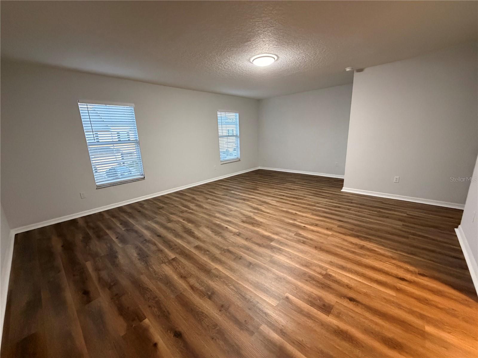 HAWTHORNE GLEN TWNHMS - Residential Lease