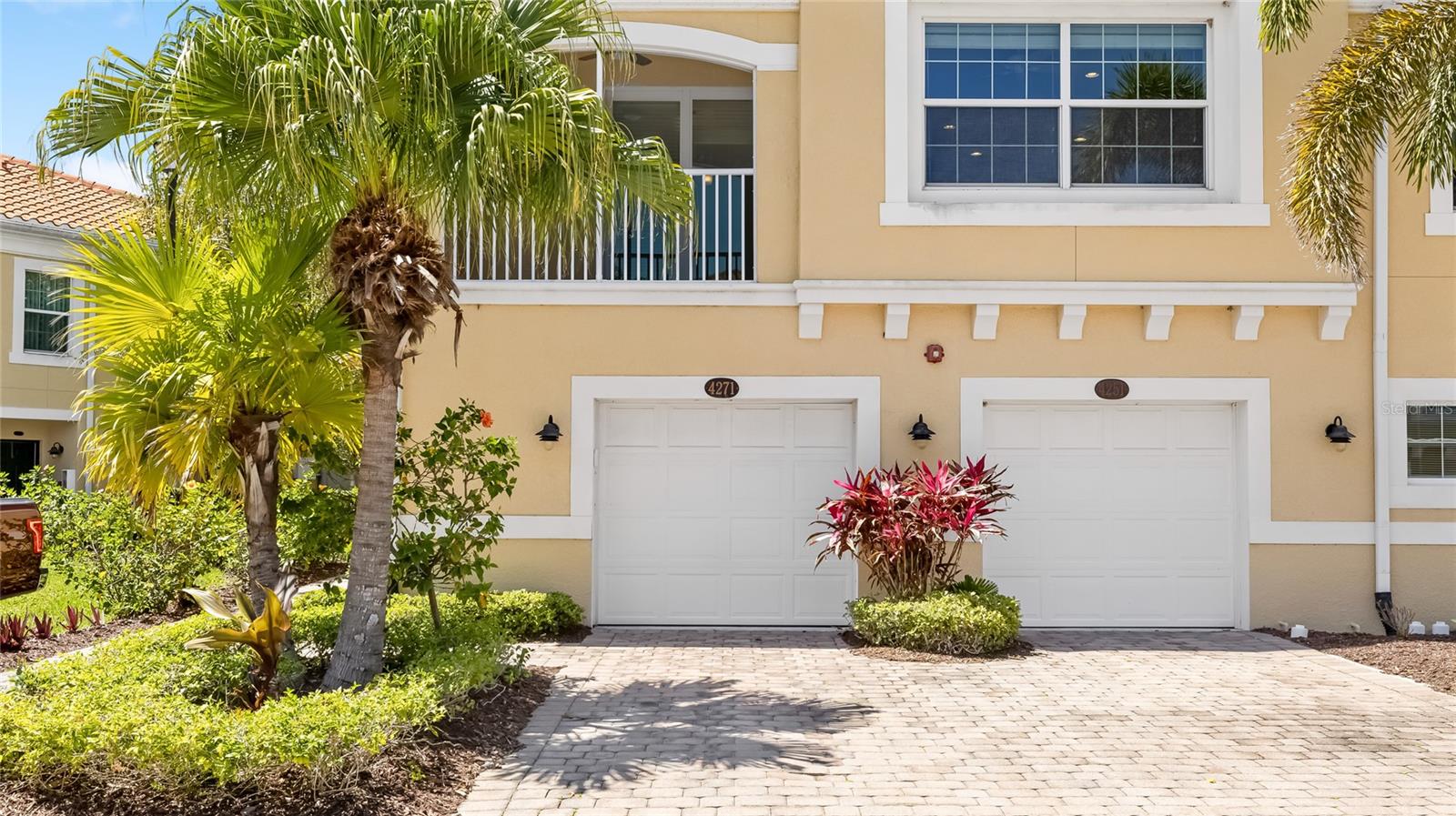 BAY STREET VILLAGE - Residential