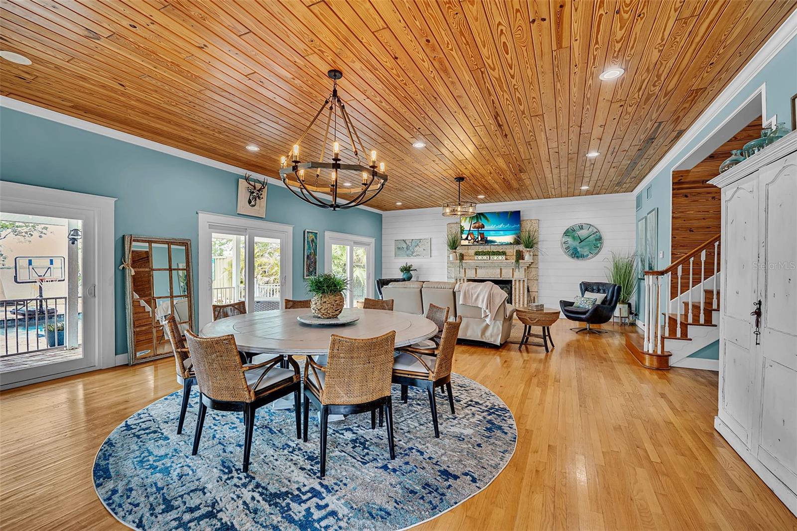 LONG LEGAL - Residential