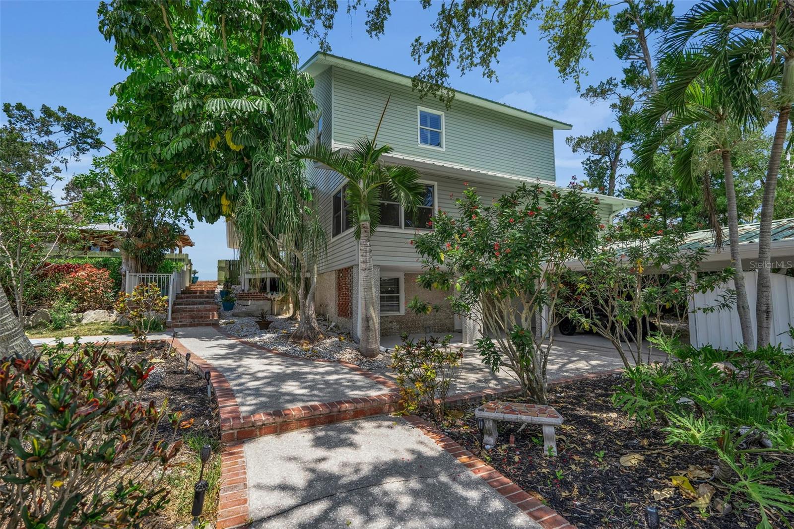 LONG LEGAL - Residential