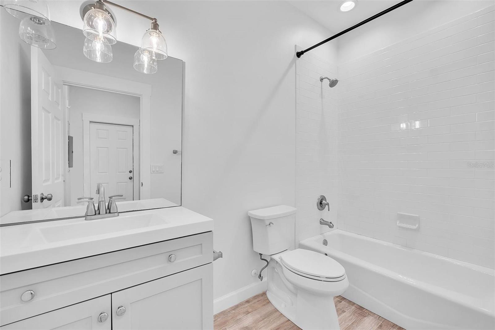 LONG LEGAL - Residential