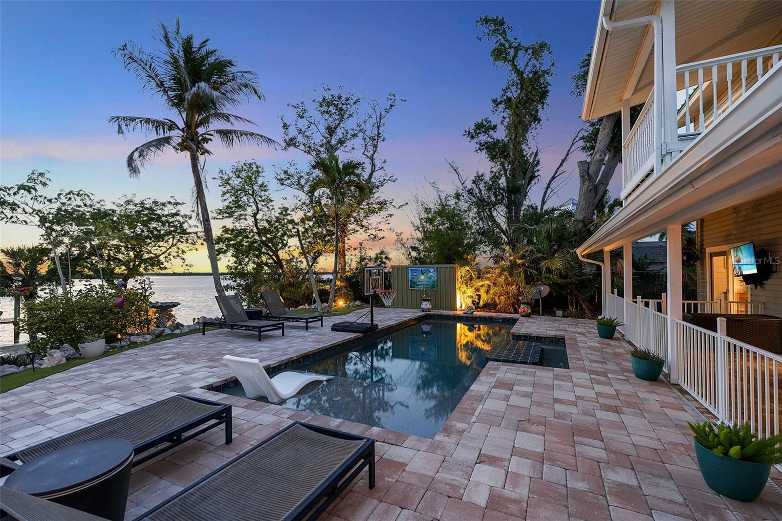 LONG LEGAL - Residential