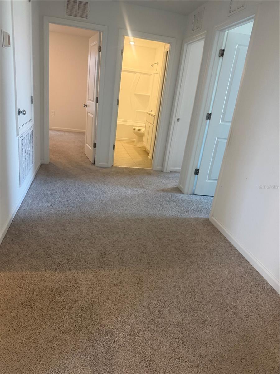HUNT CLUB/LK WALES PH 1 - Residential Lease