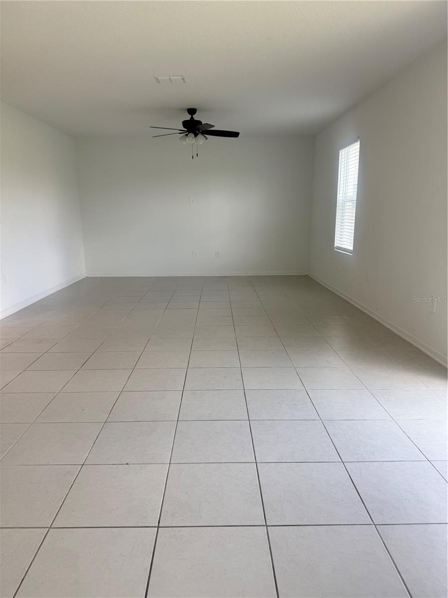 HUNT CLUB/LK WALES PH 1 - Residential Lease