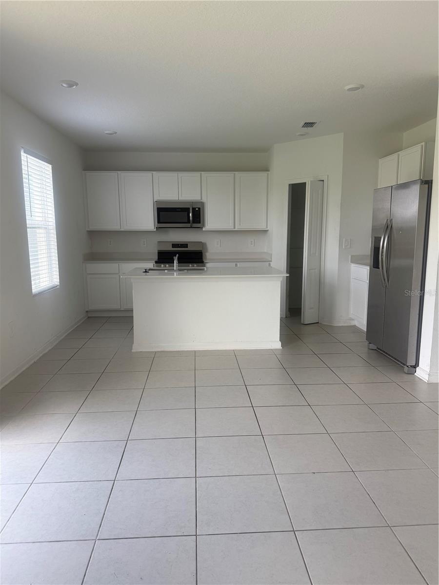 HUNT CLUB/LK WALES PH 1 - Residential Lease