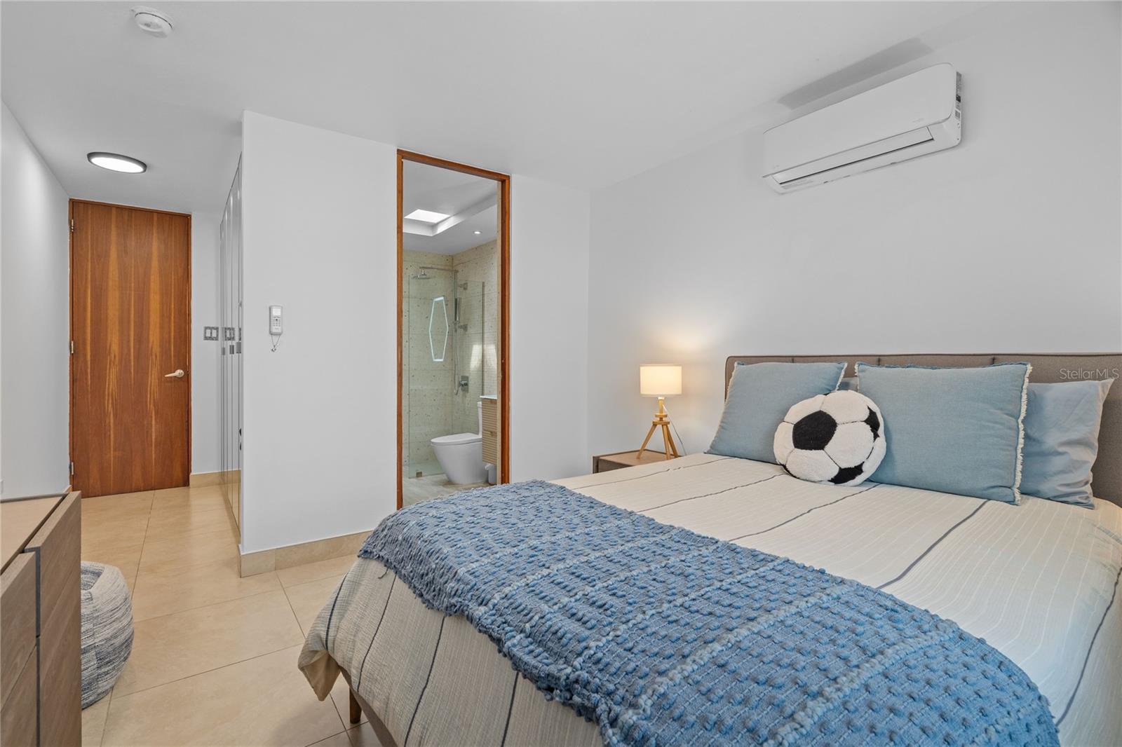 SABANERA DE DORADO - Residential