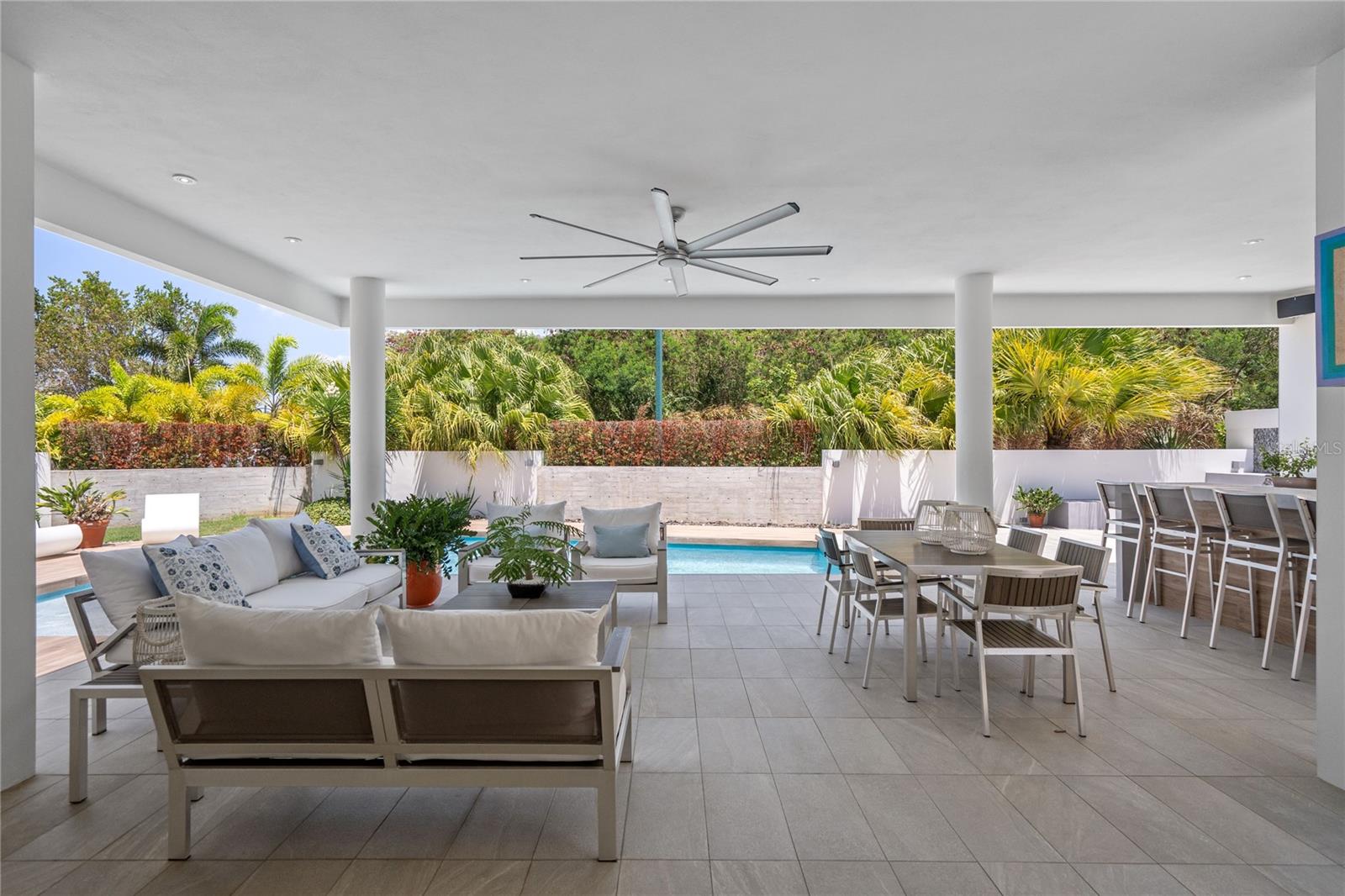 SABANERA DE DORADO - Residential