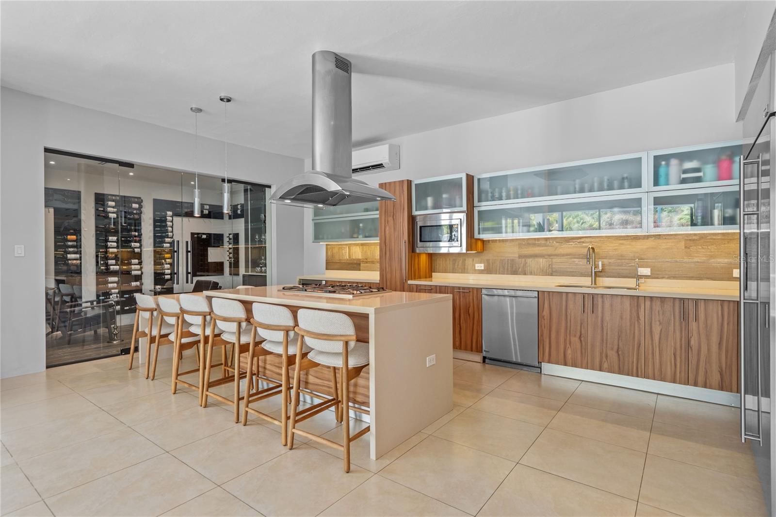 SABANERA DE DORADO - Residential