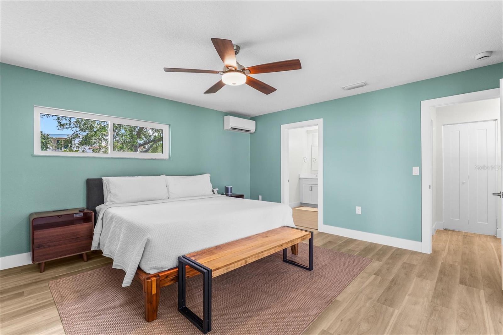 DAVIS ISLANDS - Residential Lease