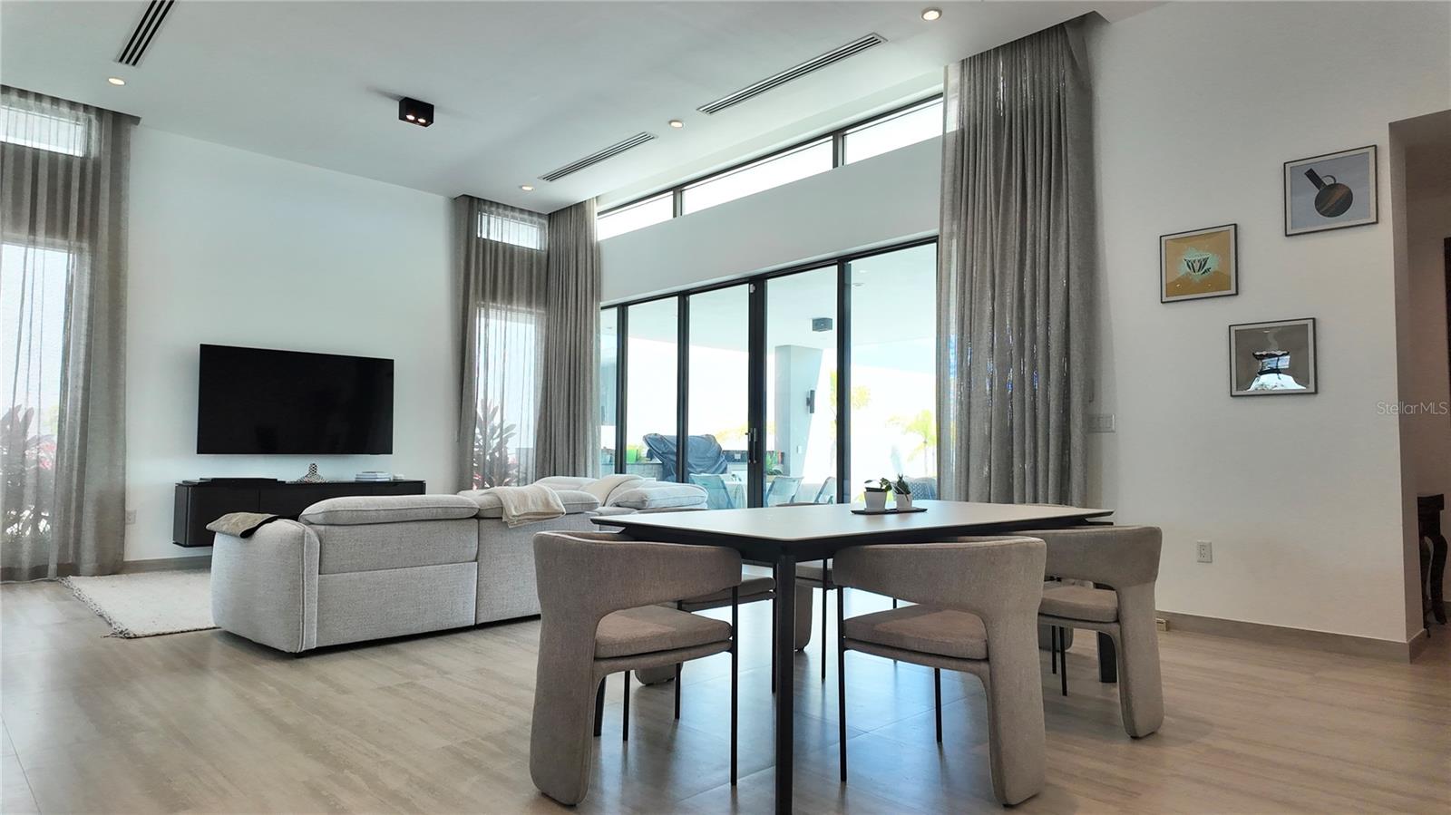 THE ISLES - Residential