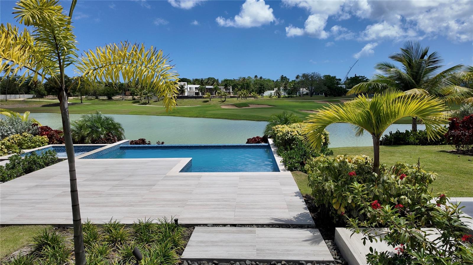 THE ISLES - Residential