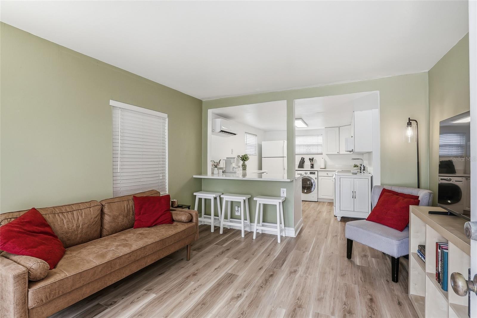 HYDE PARK WEST - Residential