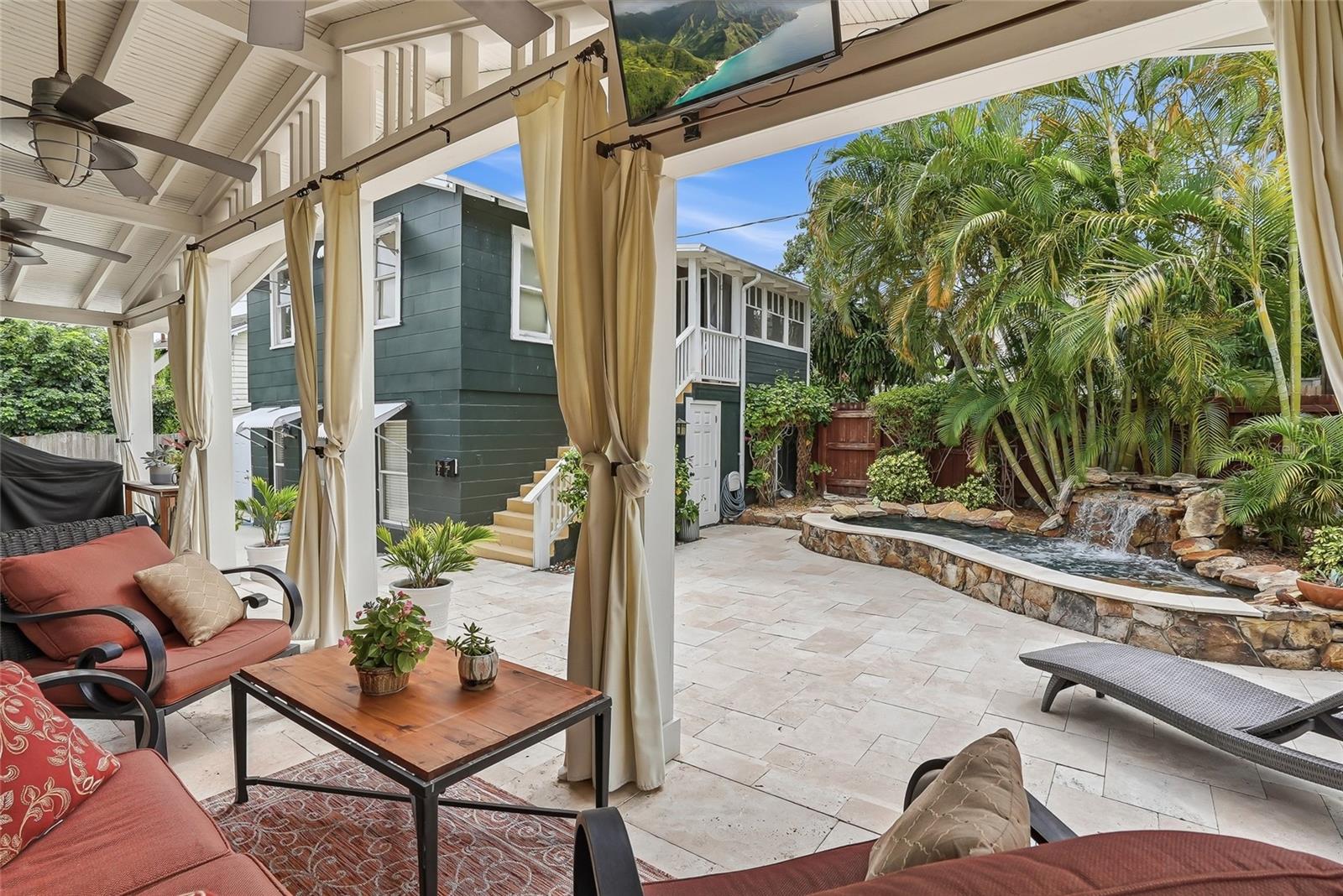 HYDE PARK WEST - Residential