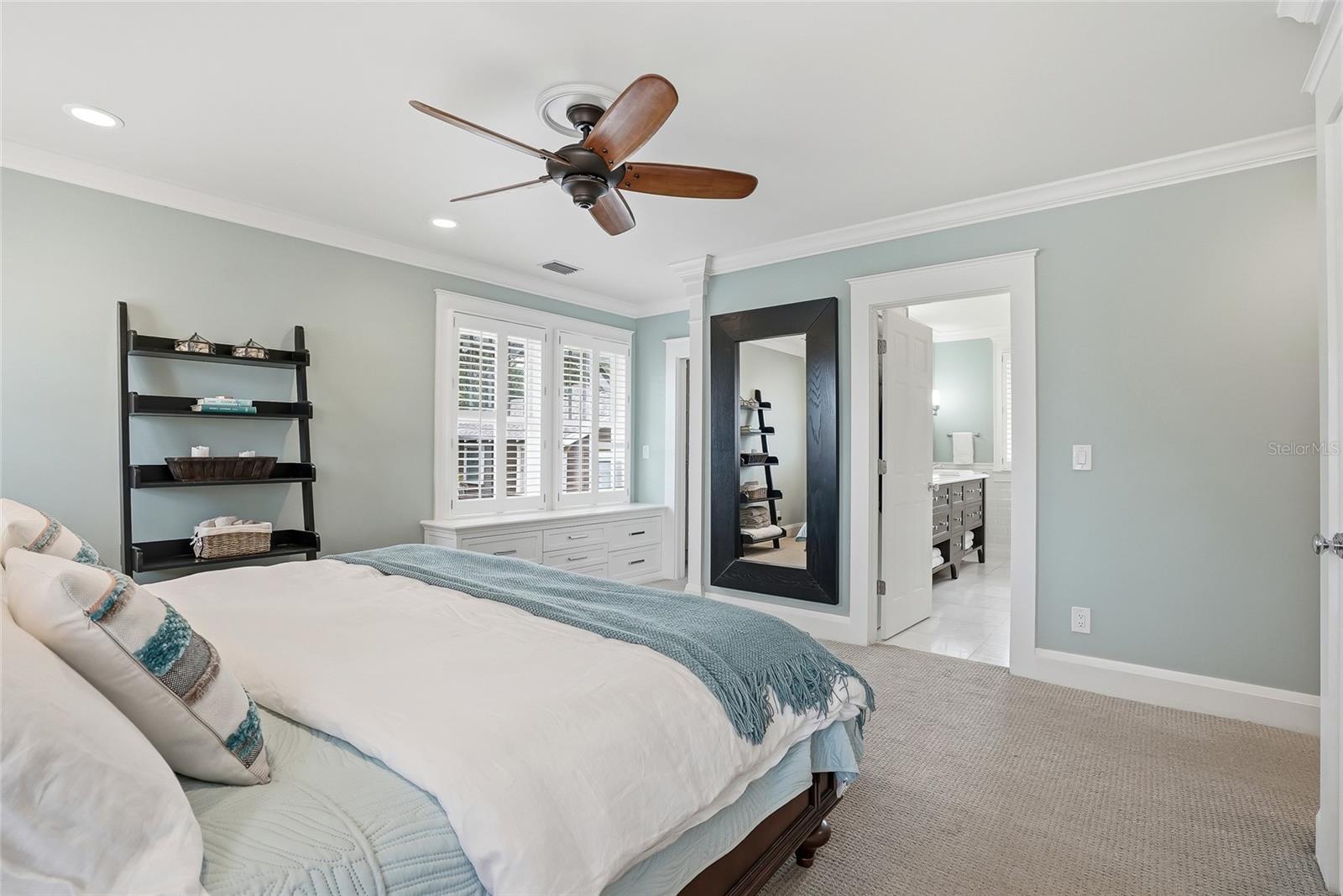 HYDE PARK WEST - Residential