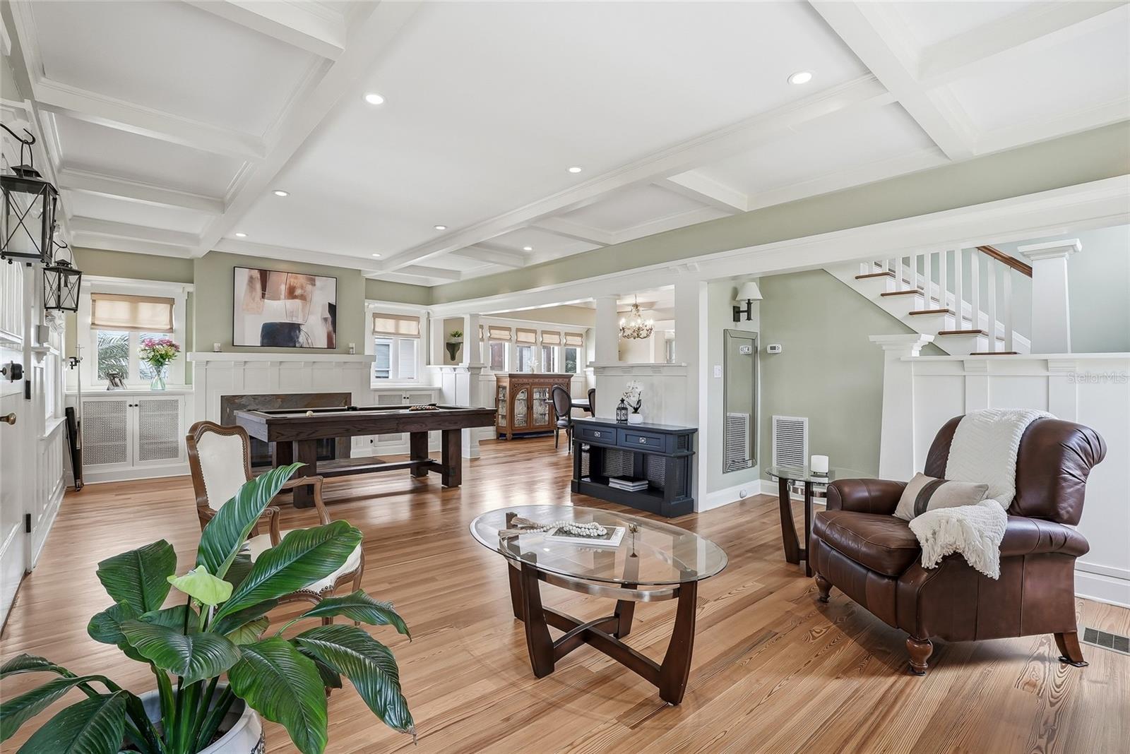 HYDE PARK WEST - Residential