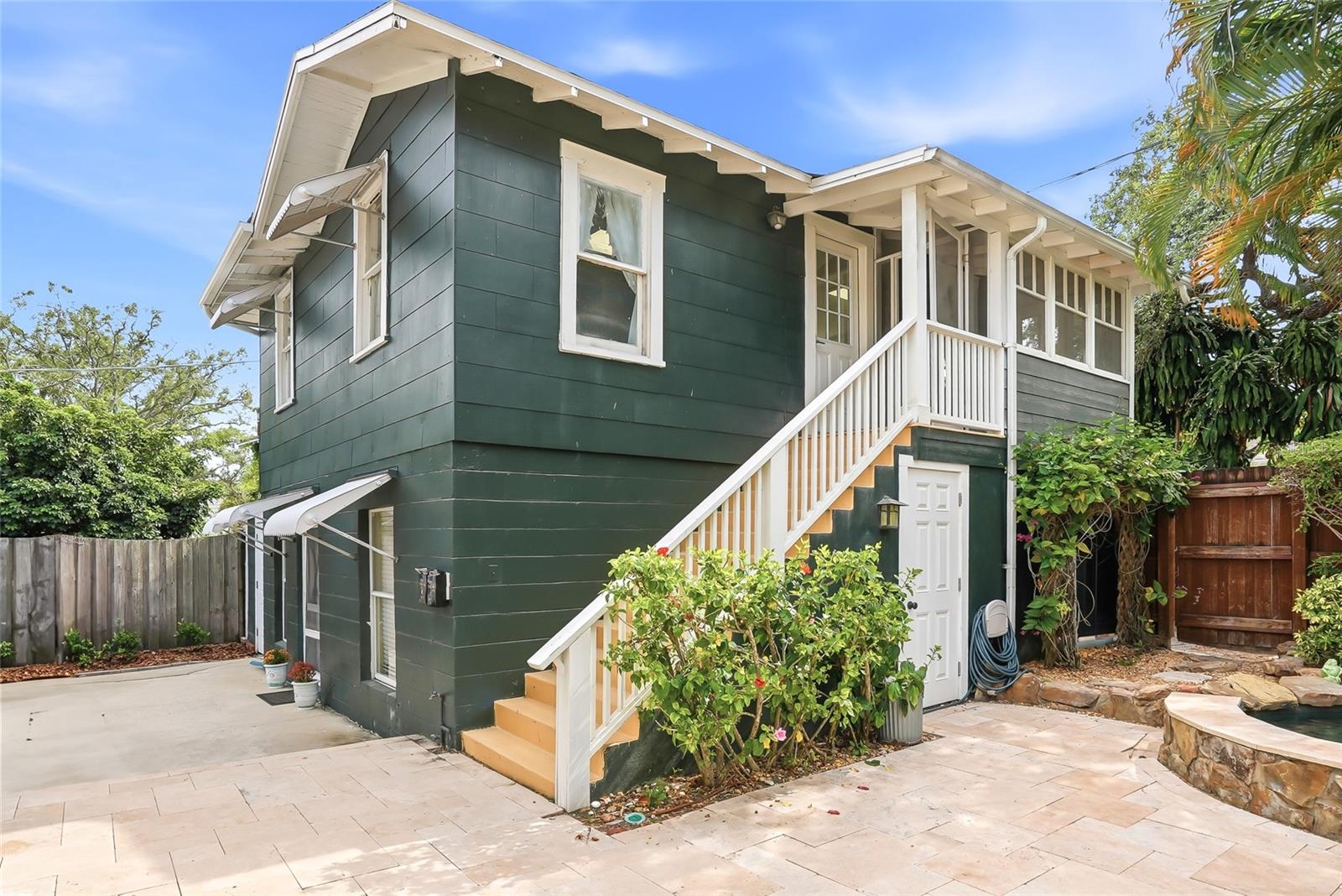 HYDE PARK WEST - Residential