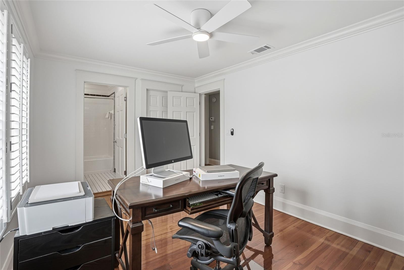 HYDE PARK WEST - Residential