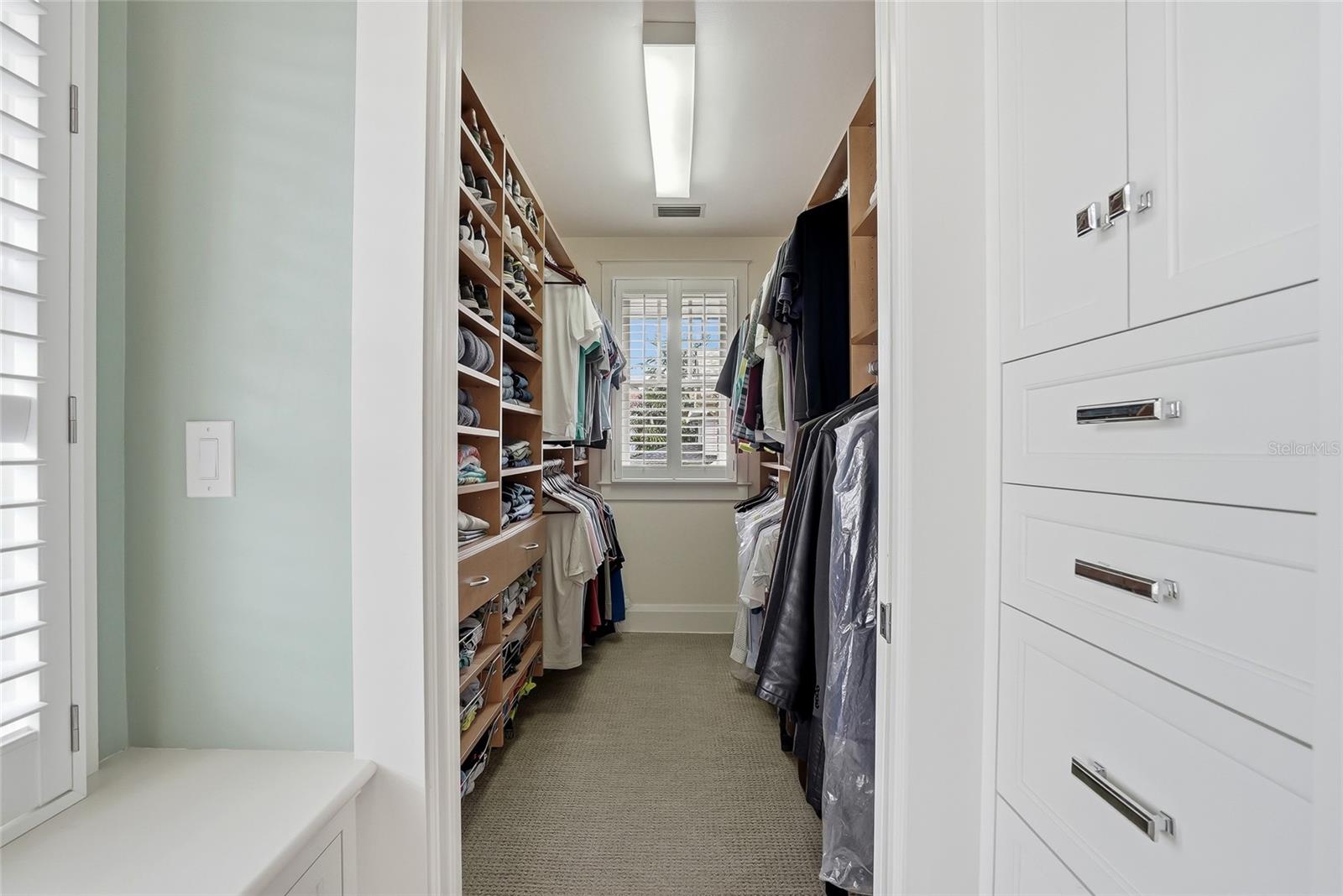 HYDE PARK WEST - Residential
