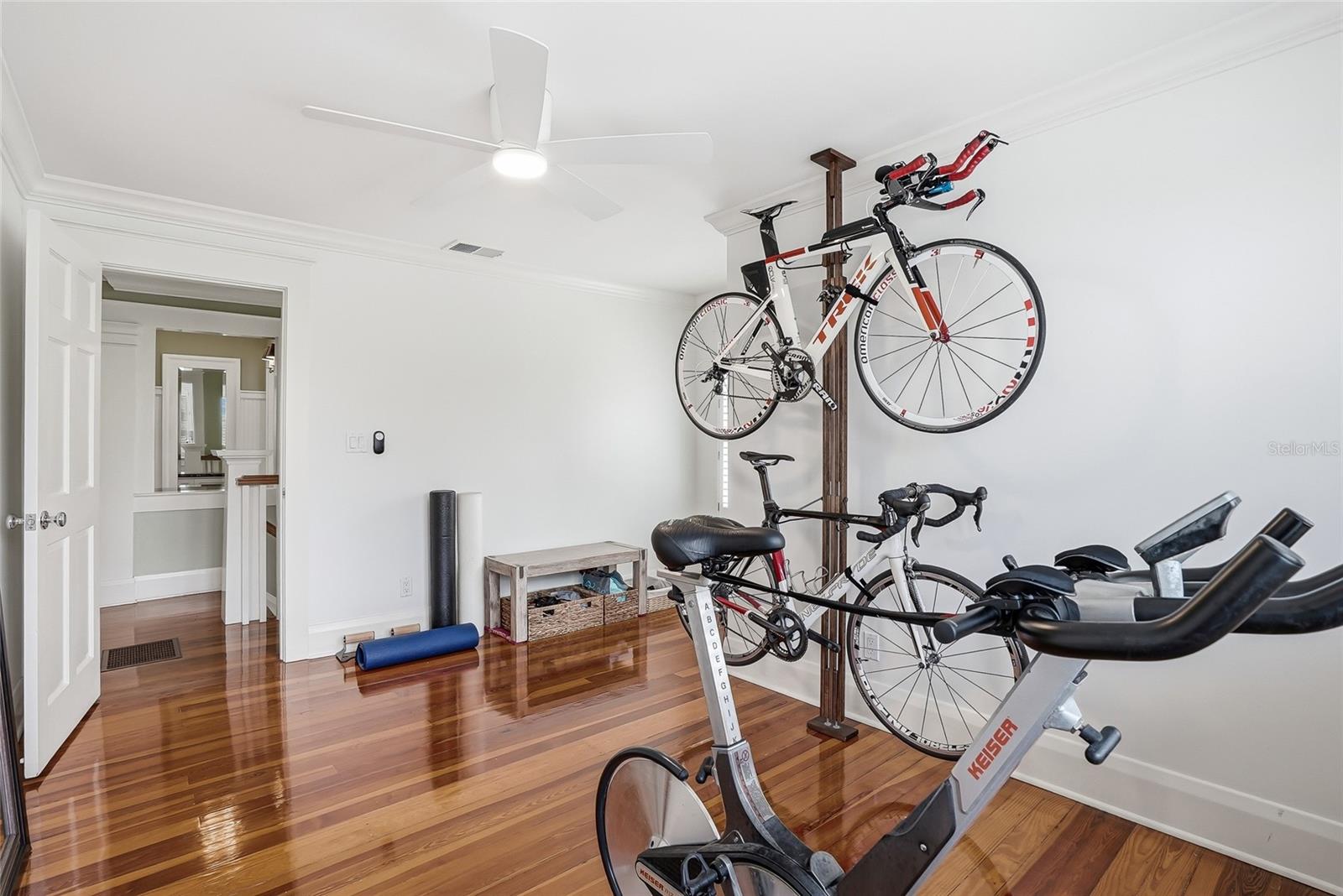 HYDE PARK WEST - Residential