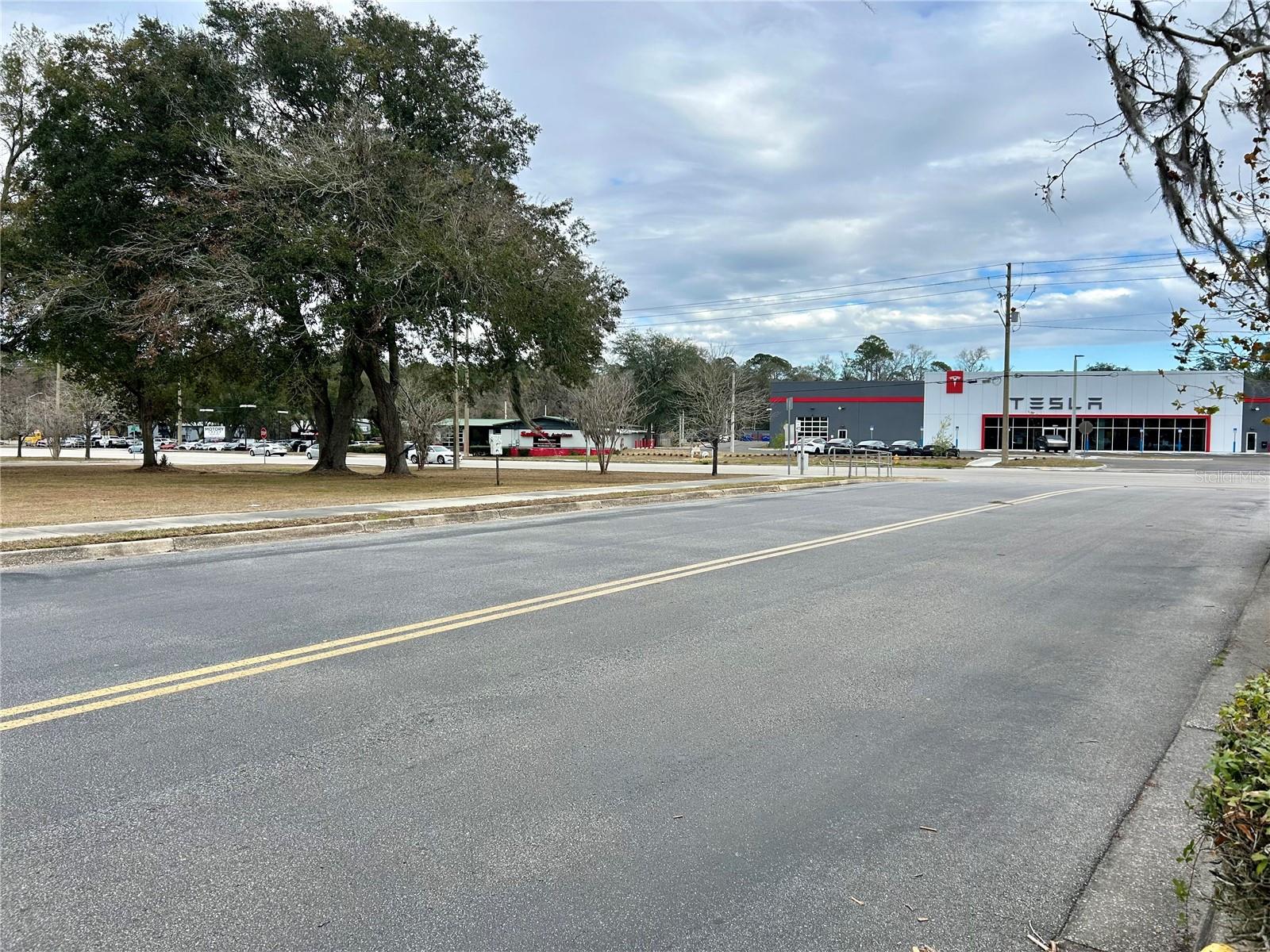 HAMILTON PARK - Land