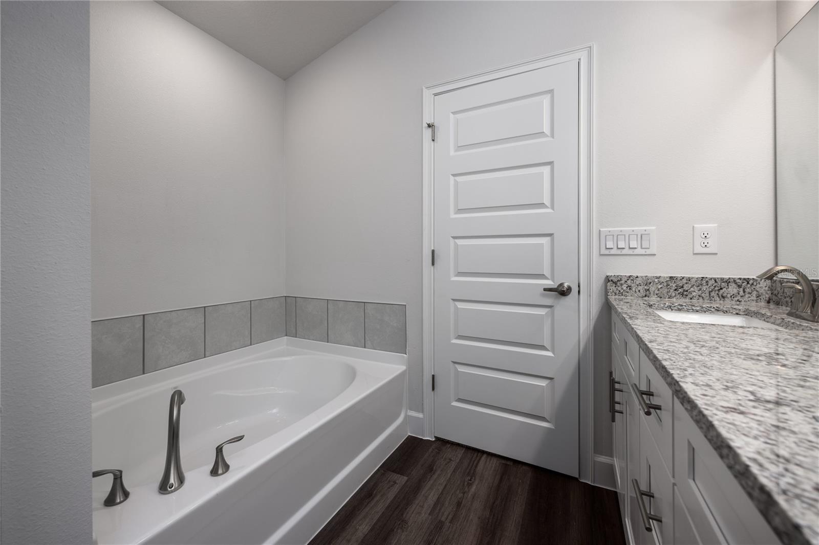 COUNTRY WAY SOUTH-PHASE 2 - Residential