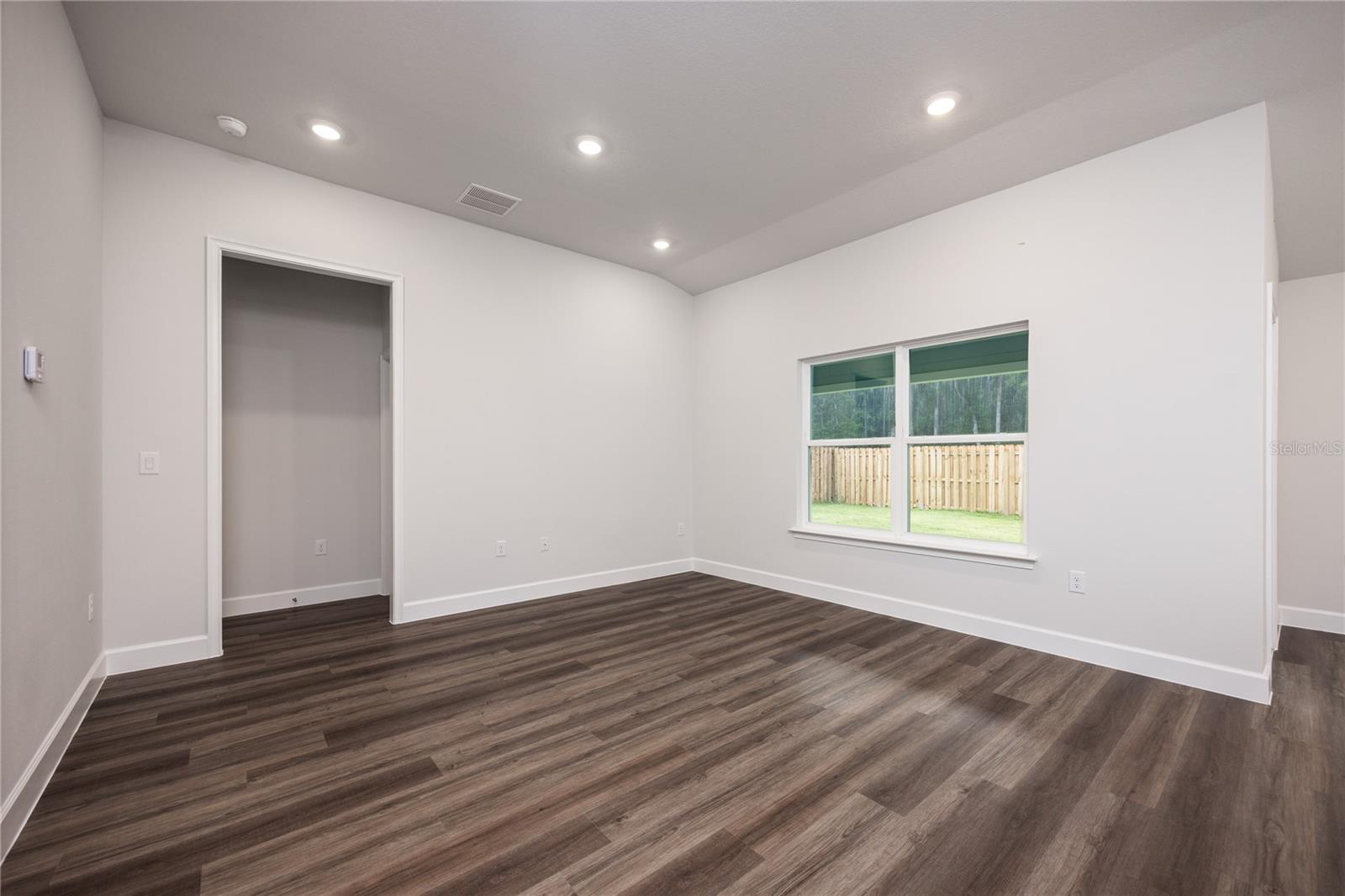 COUNTRY WAY SOUTH-PHASE 2 - Residential