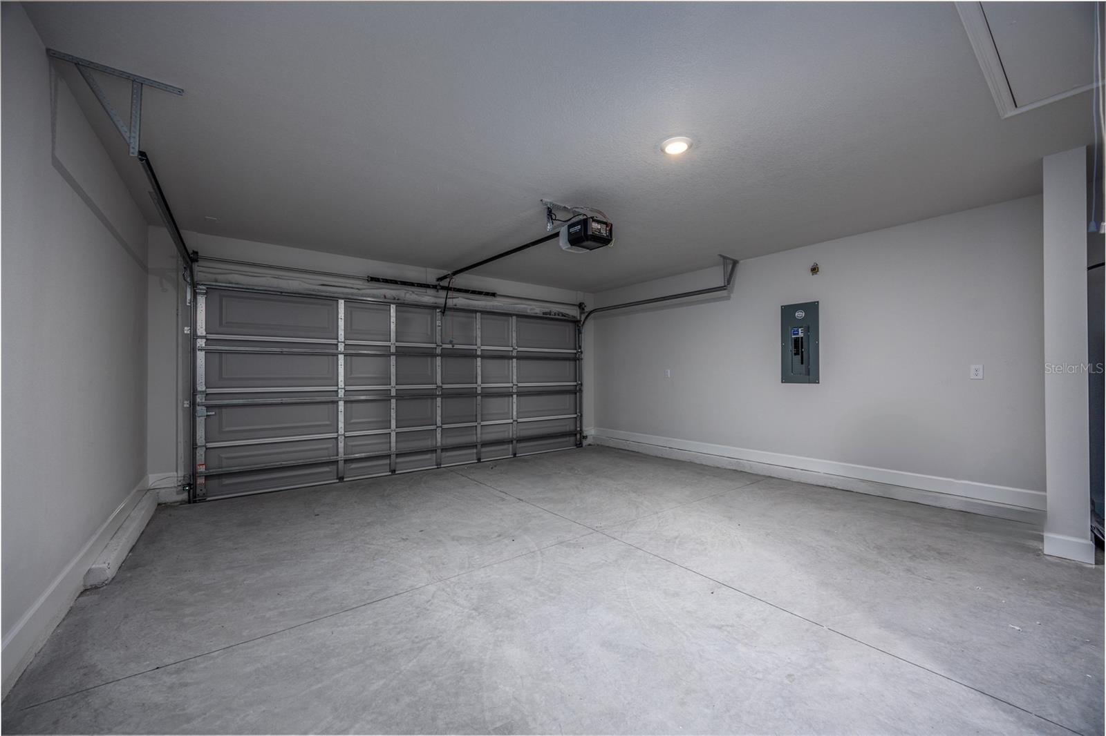 COUNTRY WAY SOUTH-PHASE 2 - Residential