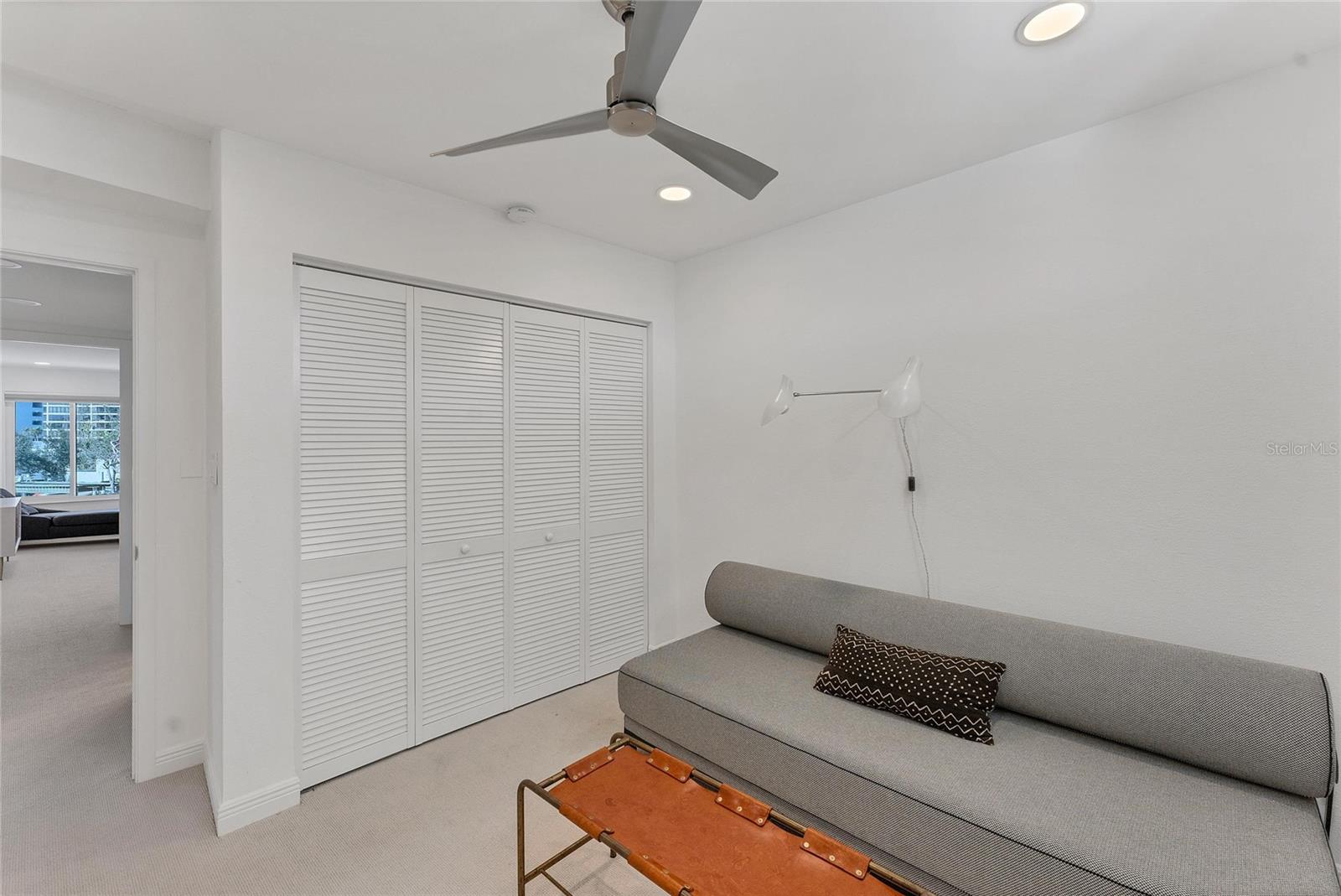 SANDS POINT - Residential