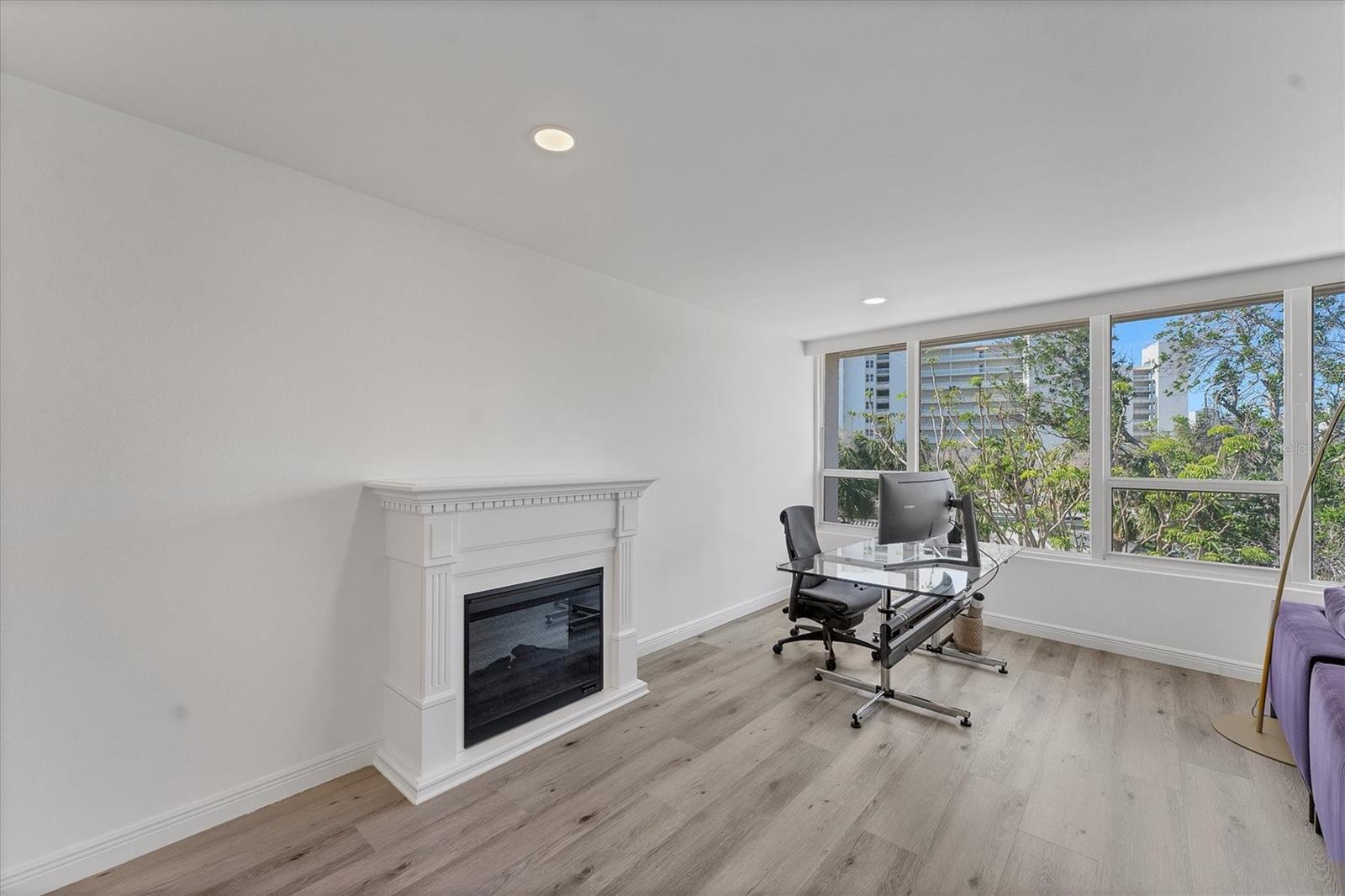 SANDS POINT - Residential