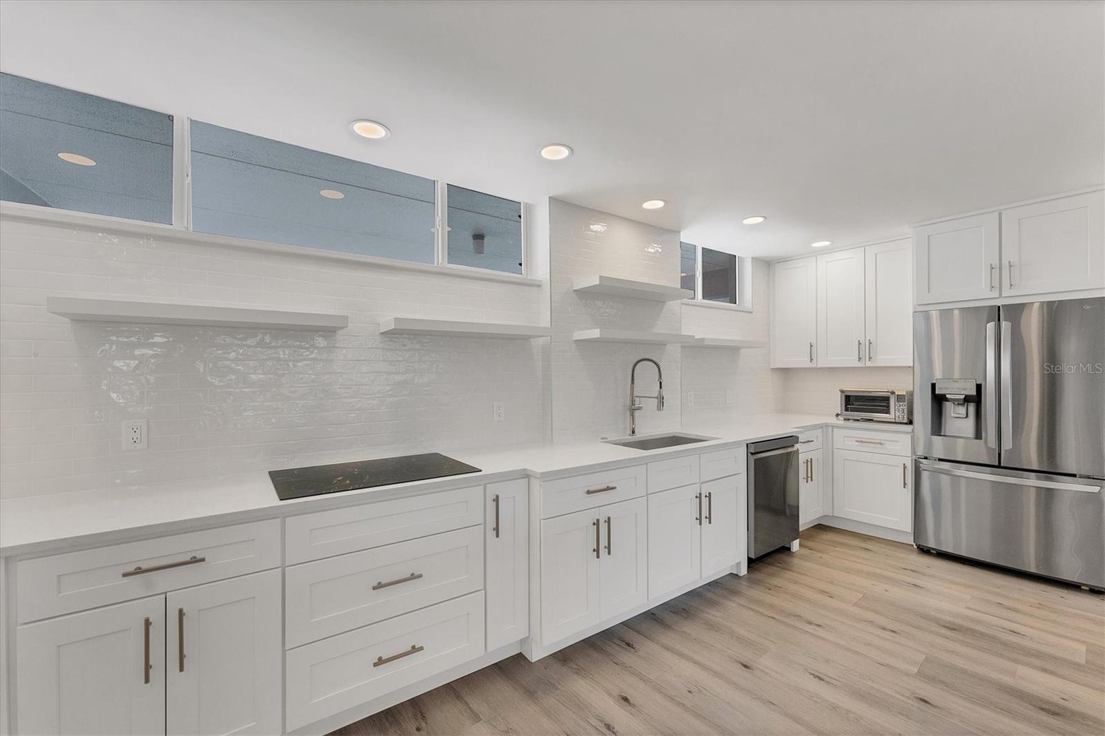 SANDS POINT - Residential