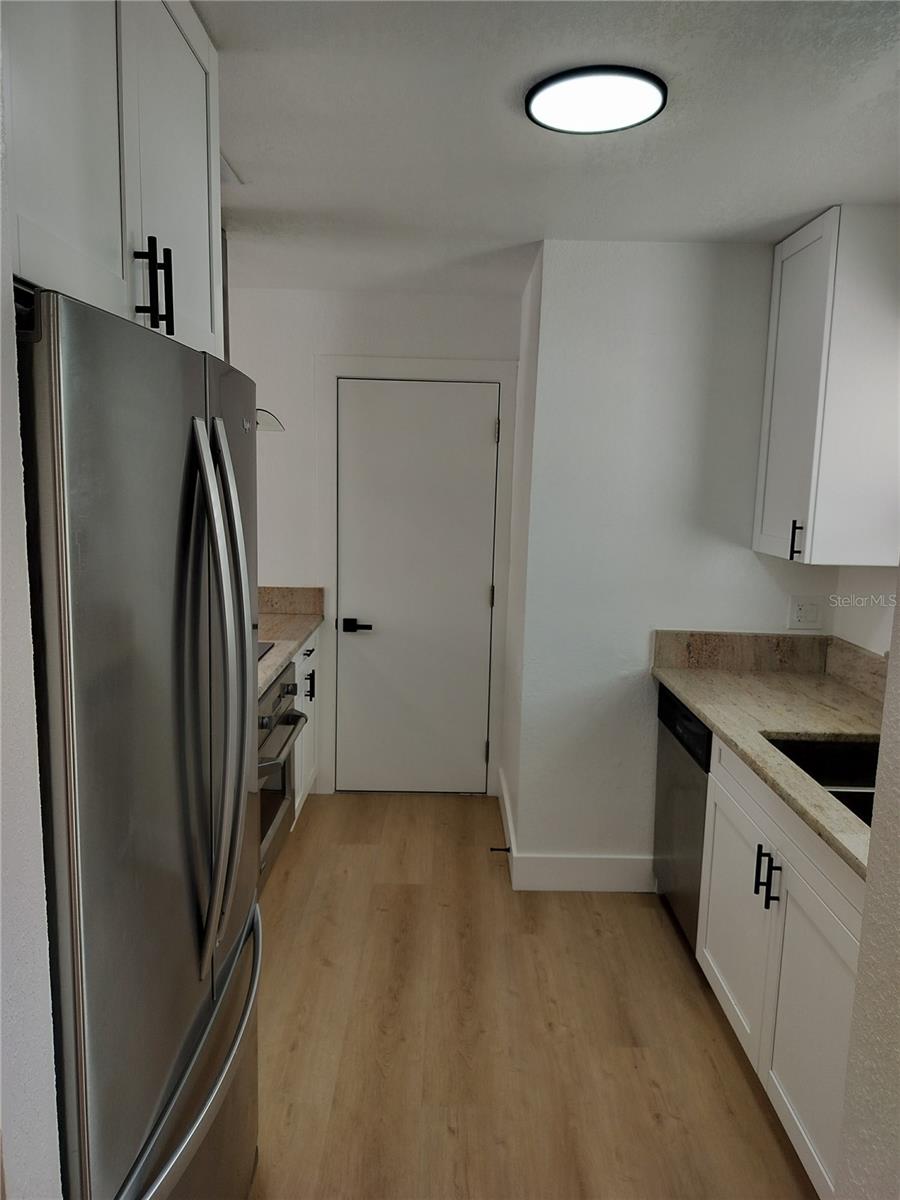 LAKE ST GEORGE-UNIT 1 - Residential