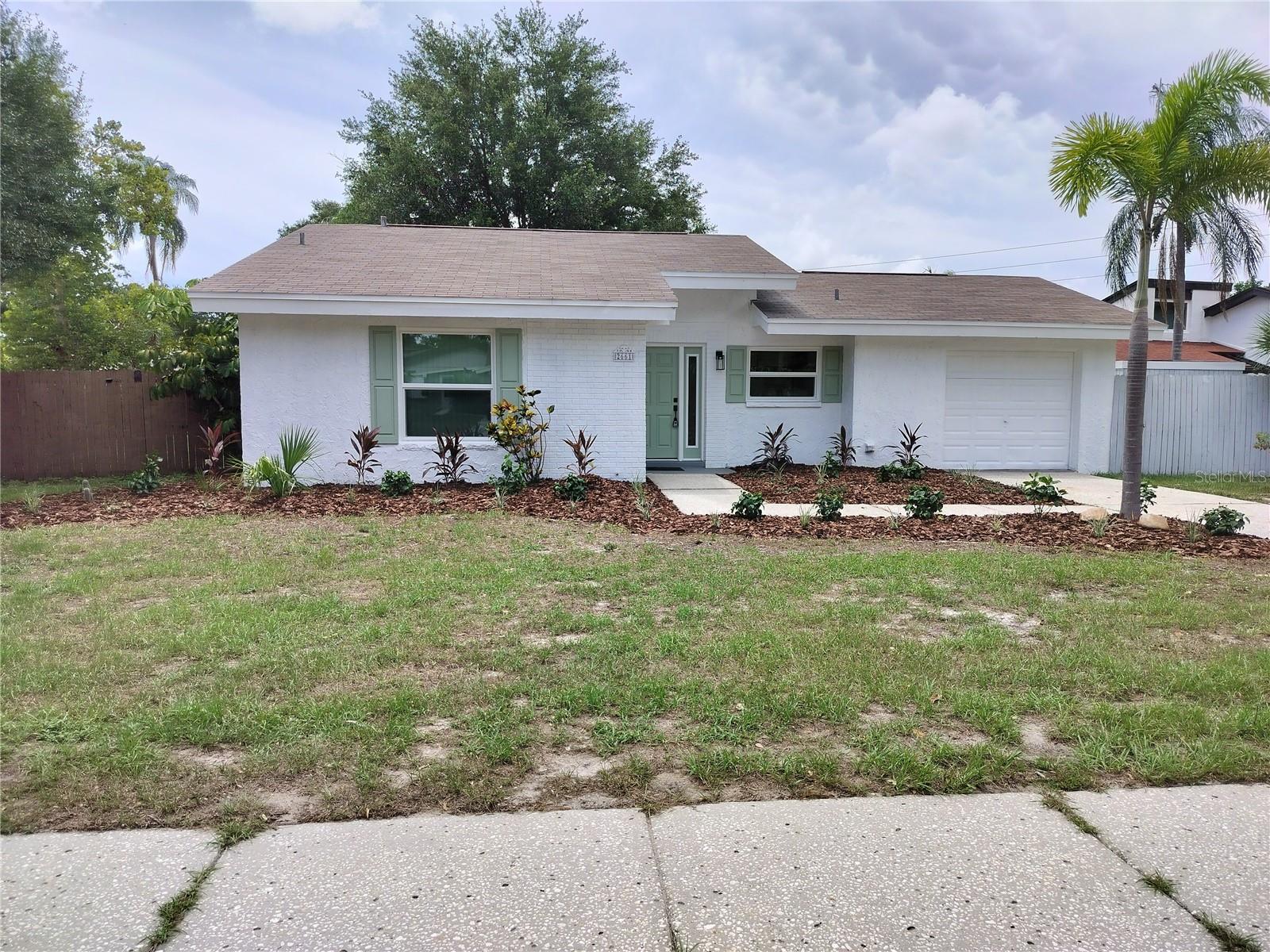 LAKE ST GEORGE-UNIT 1 - Residential