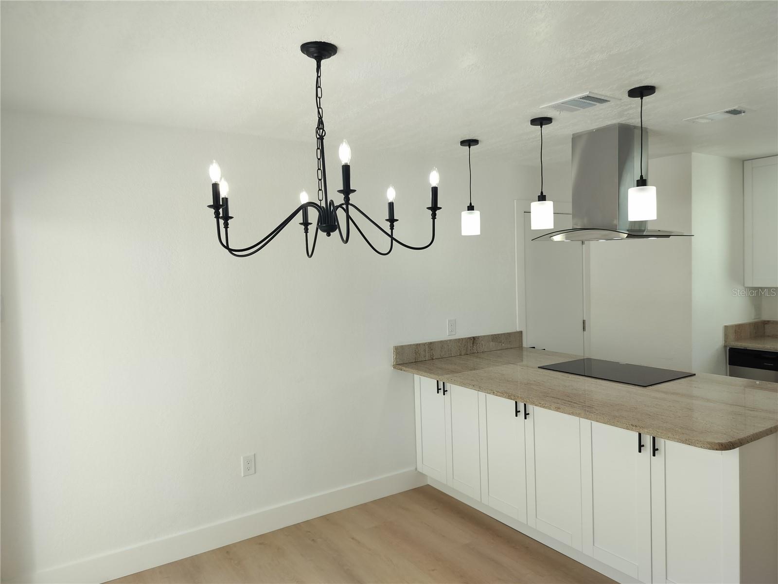 LAKE ST GEORGE-UNIT 1 - Residential