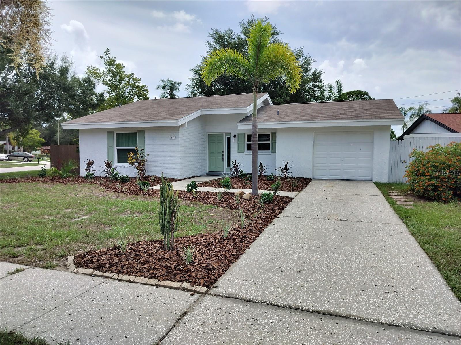 LAKE ST GEORGE-UNIT 1 - Residential