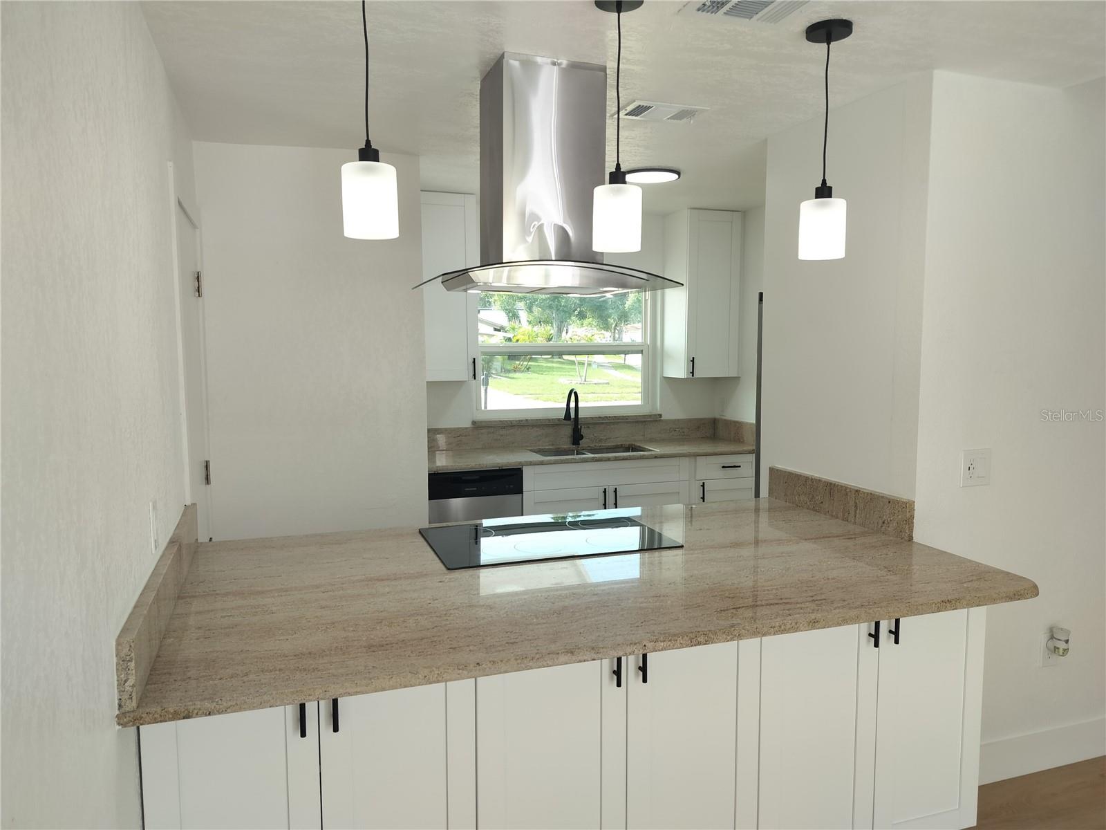LAKE ST GEORGE-UNIT 1 - Residential